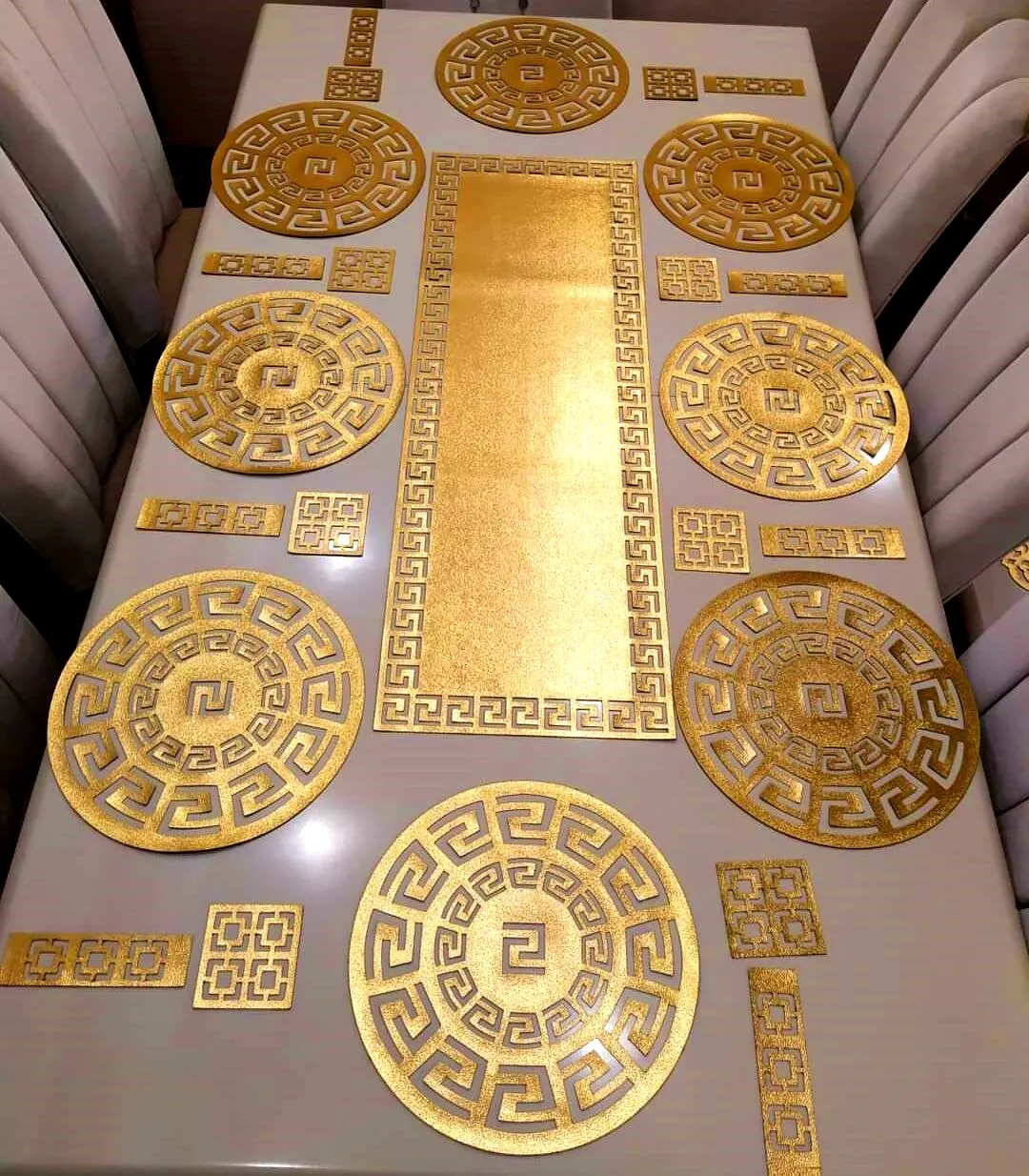 Luxury Table Runner Set 6/8 Persons Gold Silver Table Runners Modern Home Tablecloth Tableware Dining Decor Wedding Table Decor
Luxury Table Runner Set 6/8 Persons Gold Silver Table Runners Modern Home Tablecloth Tableware Dining Decor Wedding Table Decor