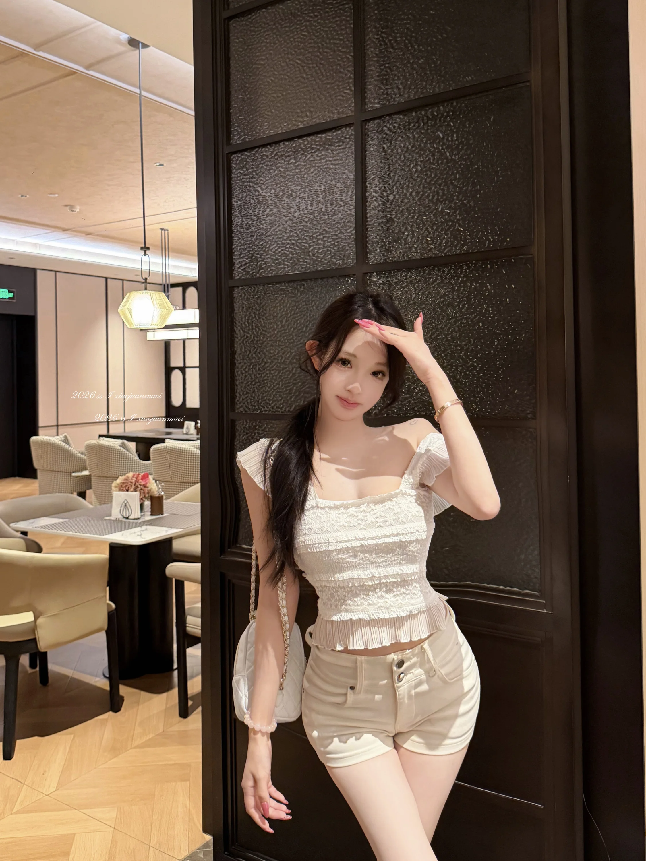 Kumikumi White Lace Embroidery Flying Sleeve Shirt Women's Summer Slimming Top Versatile Fashionable Age-Defying Design
Kumikumi White Lace Embroidery Flying Sleeve Shirt Women's Summer Slimming Top Versatile Fashionable Age-Defying Design