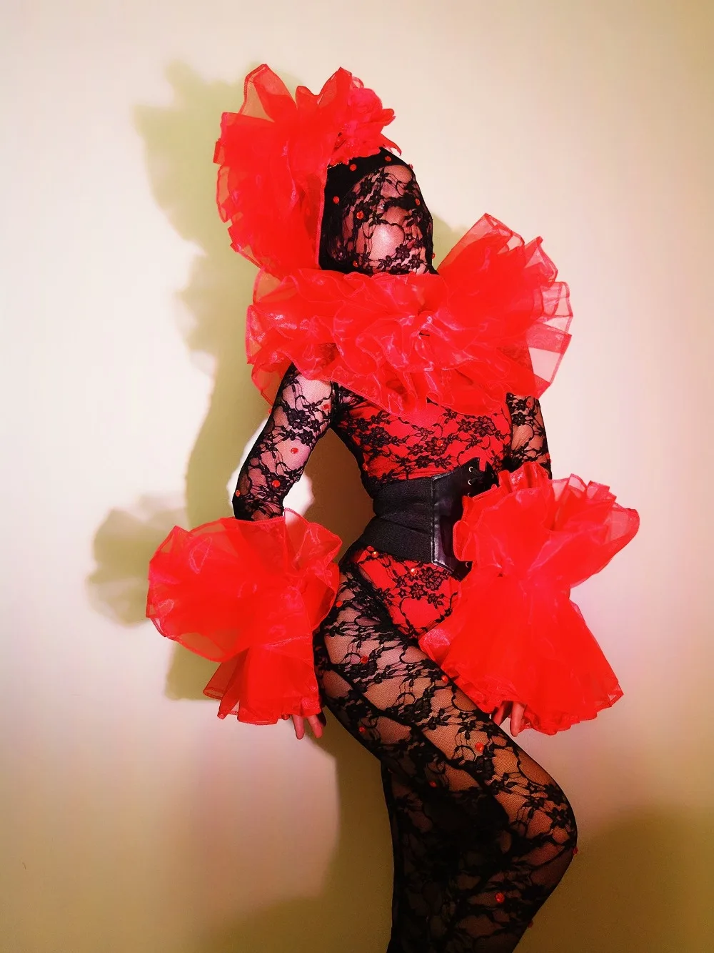 Sexy Red Floral Black Lace Skinny Jumpsuit Bar Nightclub DJ Dance Team Costume Masked Singer Stage Leotard Performance Clothes
Sexy Red Floral Black Lace Skinny Jumpsuit Bar Nightclub DJ Dance Team Costume Masked Singer Stage Leotard Performance Clothes