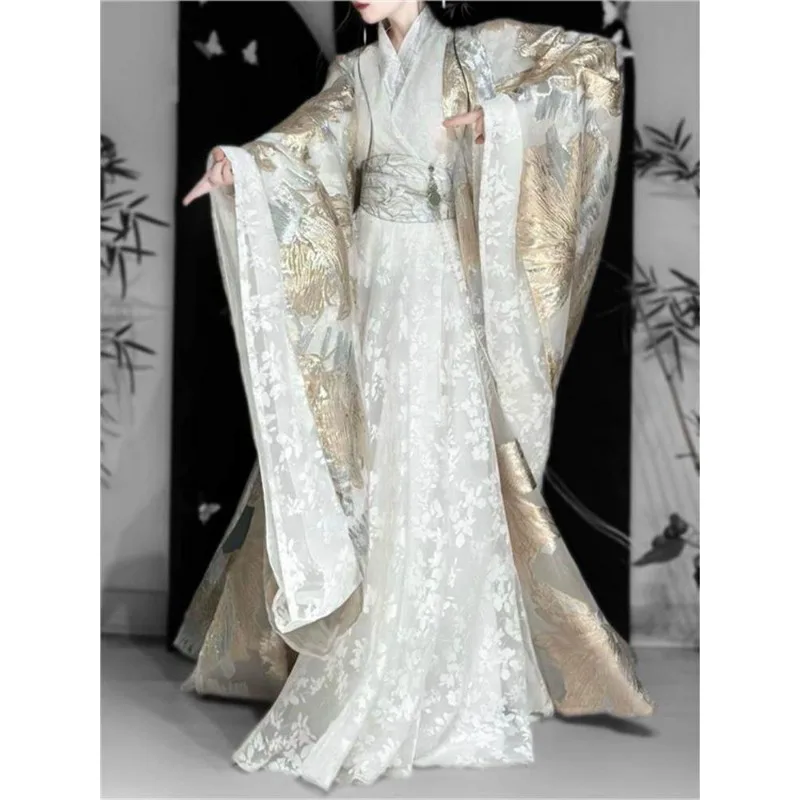 Hanfu elegant Wei Jin heavy industry waist woven gold costume daily golden Hanfu Xianxia style
Hanfu elegant Wei Jin heavy industry waist woven gold costume daily golden Hanfu Xianxia style