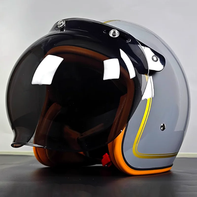 Всесезонный мотоциклетный шлем 3/4 с открытым лицом DOT с усовершенствованной вентиляцией и влагоотводящей подкладкой. Улучшенный опыт езды.
Всесезонный мотоциклетный шлем 3/4 с открытым лицом DOT с усовершенствованной вентиляцией и влагоотводящей подкладкой. Улучшенный опыт езды.