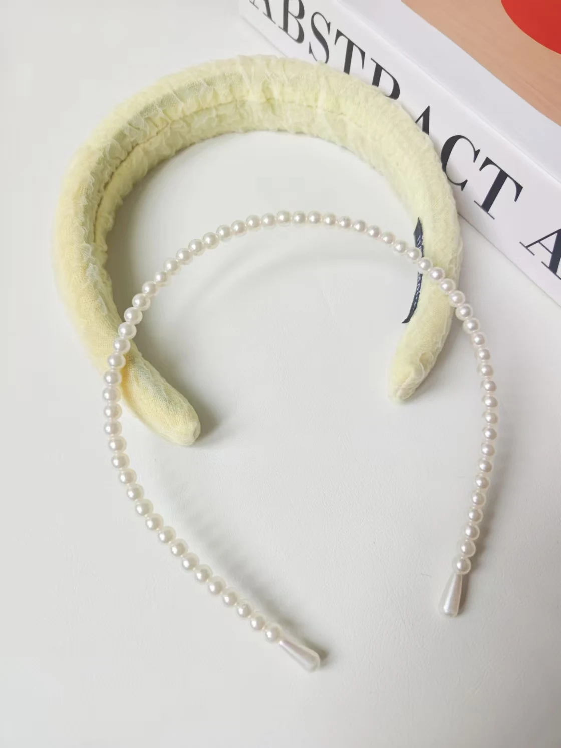 2 шт. модные повязки на голову (желтые кружева и жемчуг - накладные) для женщин и девочек, повседневные и женские аксессуары для волос
2 шт. модные повязки на голову (желтые кружева и жемчуг - накладные) для женщин и девочек, повседневные и женские аксессуары для волос