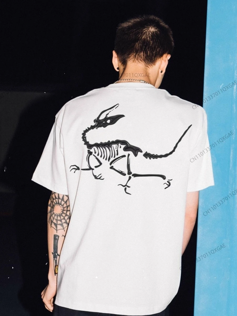 2025 Summer High-quality Men's and Women's Same American Retro Fun Dinosaur Skeleton Niche Printed Short-sleeved Casual Top
2025 Summer High-quality Men's and Women's Same American Retro Fun Dinosaur Skeleton Niche Printed Short-sleeved Casual Top