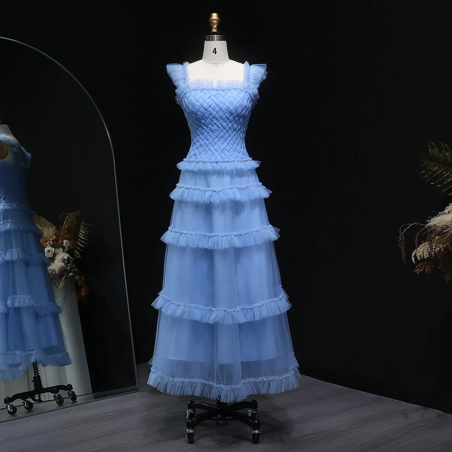 Sharon Said Elegant A Line Evening Dress Blue Tiered Tulle Square Collar Modest Women Wedding Party Gowns SF298 Customized
Sharon Said Elegant A Line Evening Dress Blue Tiered Tulle Square Collar Modest Women Wedding Party Gowns SF298 Customized