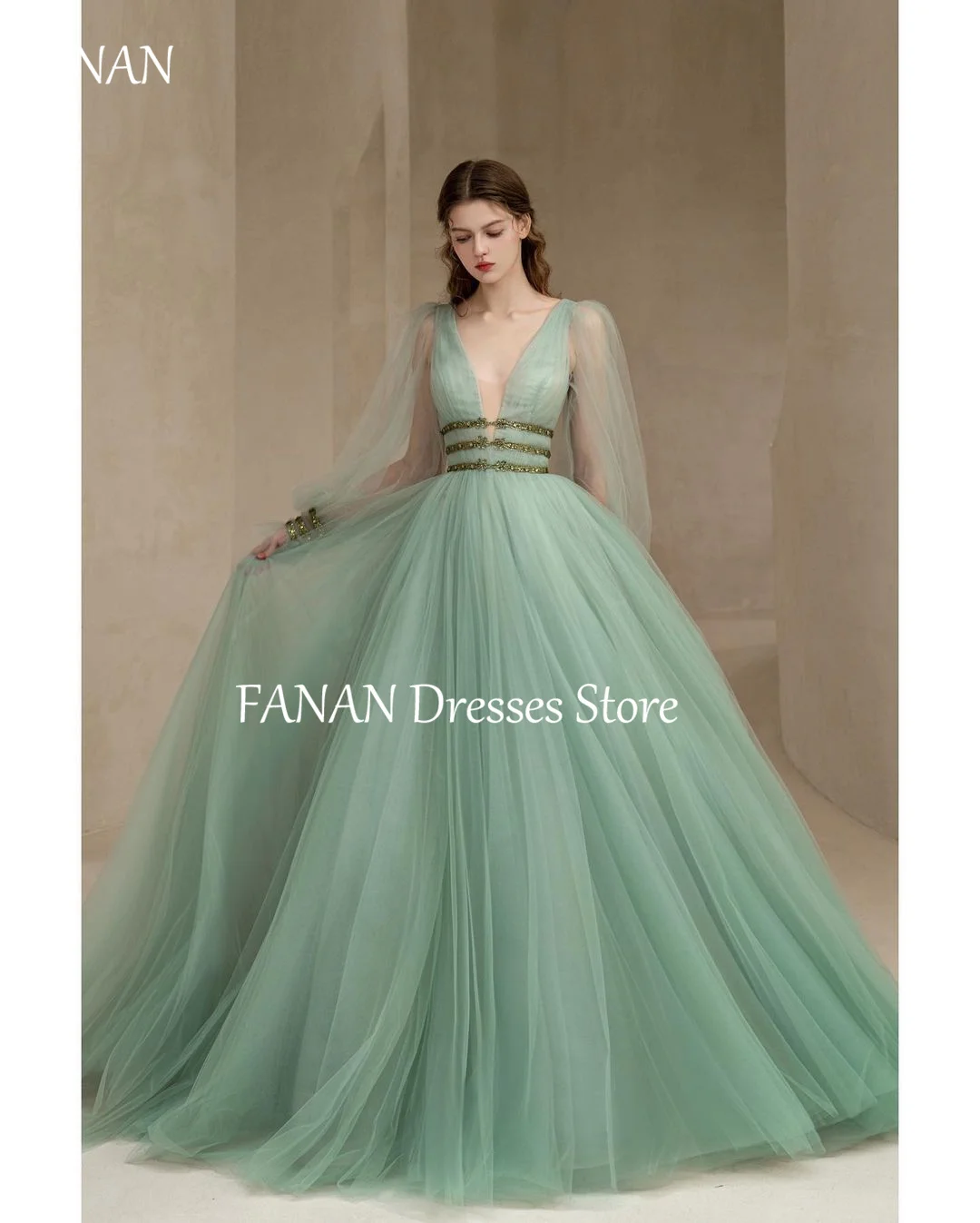 FANAN Deep V-Neck Green Evening Dresses Korea Puff Sleeves Tulle Elegant Princess Wedding Women Formal Gowns Event Prom Gowns
FANAN Deep V-Neck Green Evening Dresses Korea Puff Sleeves Tulle Elegant Princess Wedding Women Formal Gowns Event Prom Gowns