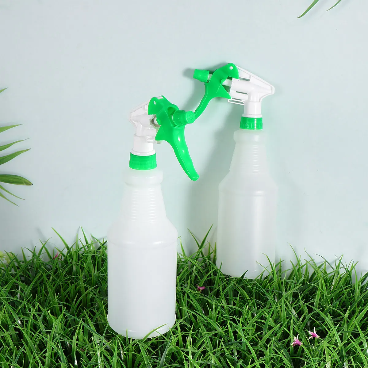 2pcs 550Ml Plastic Spray Bottle Leakproof Lightweight Reusable Sprayer For Plant Watering Salon Hairdressing Durable Small
2pcs 550Ml Plastic Spray Bottle Leakproof Lightweight Reusable Sprayer For Plant Watering Salon Hairdressing Durable Small