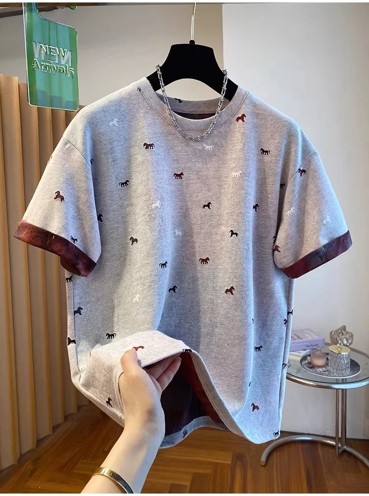 Loose Fit Cotton Short Sleeve T-Shirt Unisex Breathable Comfortable Printed round Neck Top for Outdoor Commuting Summer Wear
Loose Fit Cotton Short Sleeve T-Shirt Unisex Breathable Comfortable Printed round Neck Top for Outdoor Commuting Summer Wear