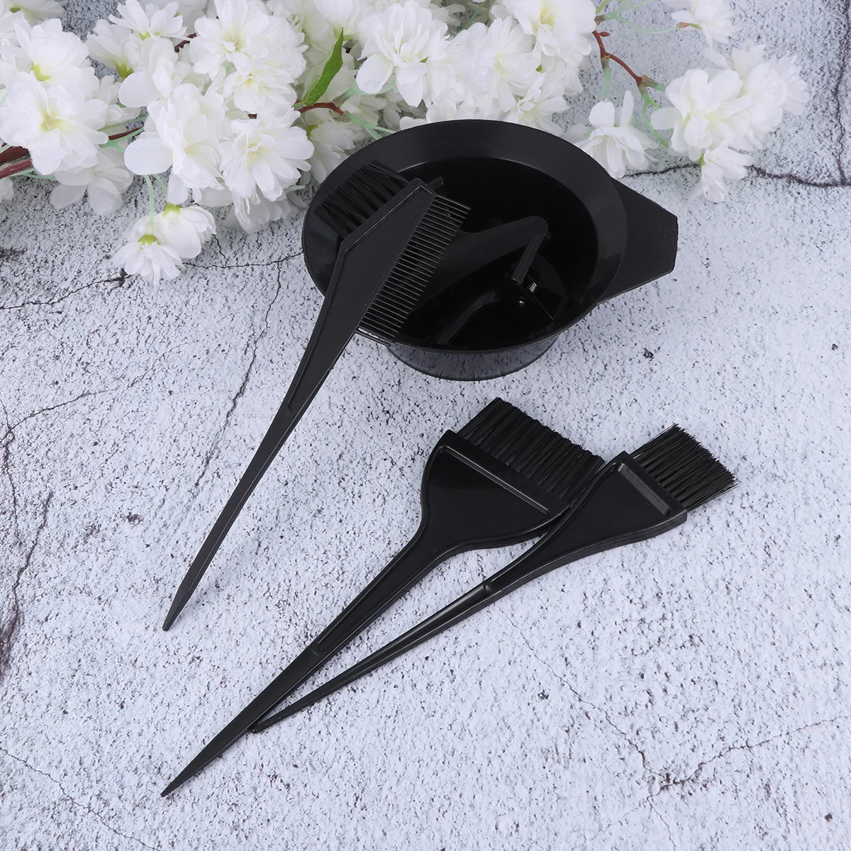 9Pcs Hair Coloring Kit Set Durable Hair Dye Tools Brushes Clips Tinting Bowl for Salon Professional Home DIY Use 
9Pcs Hair Coloring Kit Set Durable Hair Dye Tools Brushes Clips Tinting Bowl for Salon Professional Home DIY Use