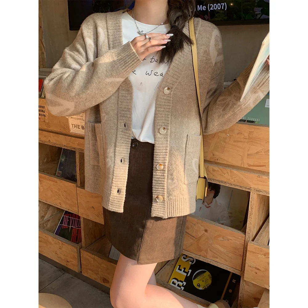 Вязаный кардиган оверсайз Pijiuu Heart с вышивкой, женский, осенне-зимний, новый, в стиле Lazy Sle
Вязаный кардиган оверсайз Pijiuu Heart с вышивкой, женский, осенне-зимний, новый, в стиле Lazy Sle