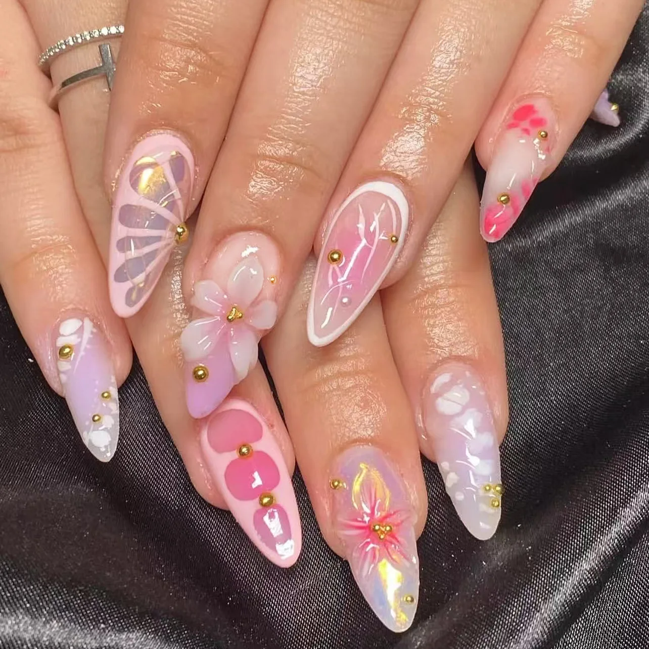 24Pcs Mid-length Almond Full Cover Nail Tip 3D Flower Pink Smudge Design Fake Nail Purple Gradient Reusable Press on False Nails
24Pcs Mid-length Almond Full Cover Nail Tip 3D Flower Pink Smudge Design Fake Nail Purple Gradient Reusable Press on False Nails