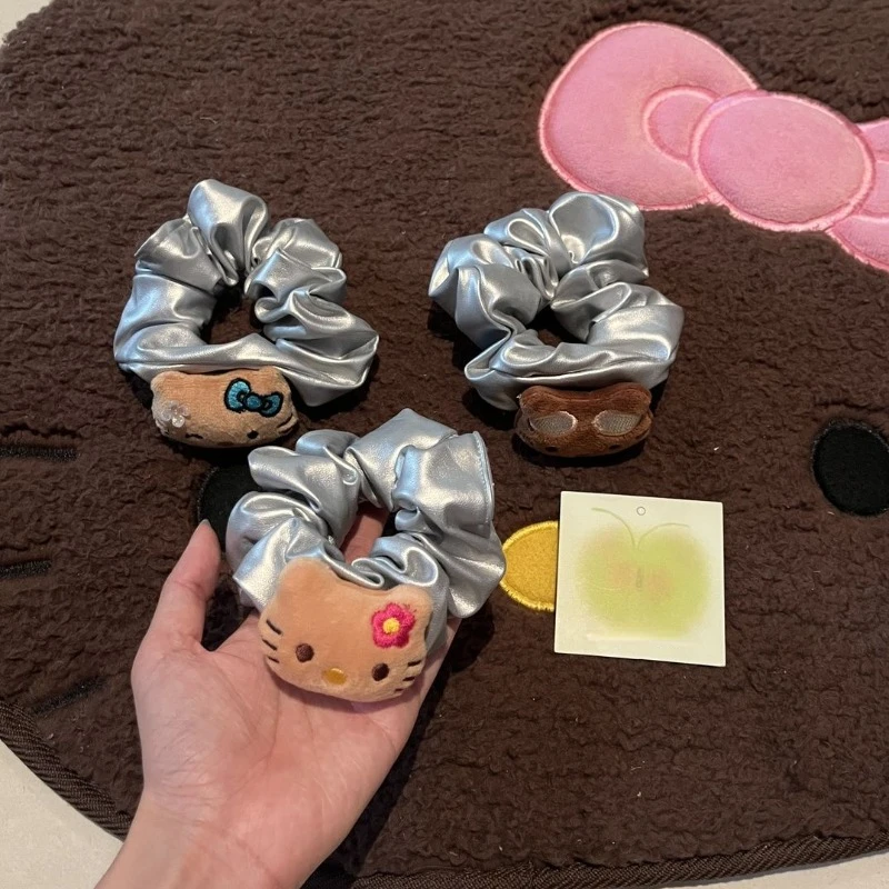 Sanrio Hello Kitty Plush Hair Tie Summer Cute Girls Leather Hair Rope Anime Accessory Exquisite and Versatile Birthday Gift
Sanrio Hello Kitty Plush Hair Tie Summer Cute Girls Leather Hair Rope Anime Accessory Exquisite and Versatile Birthday Gift