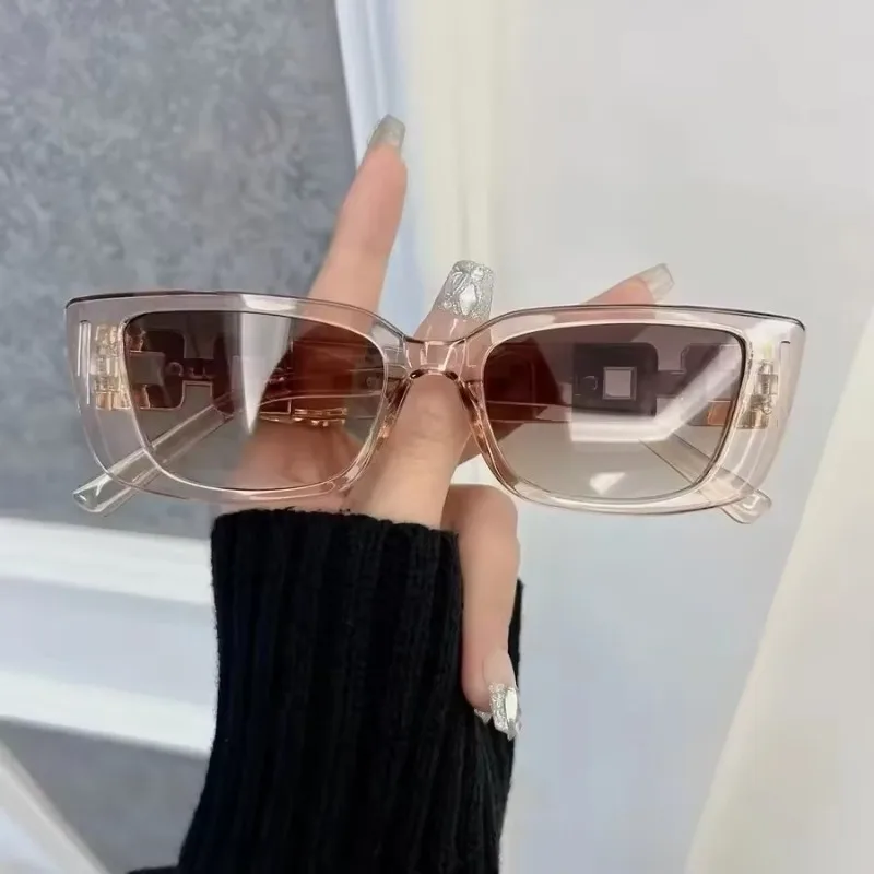 Fashion Retro Sunglasses for Women Golden Chain Trendy Cat Eye Sun Glasses Men Driving Street Eyewear
Fashion Retro Sunglasses for Women Golden Chain Trendy Cat Eye Sun Glasses Men Driving Street Eyewear