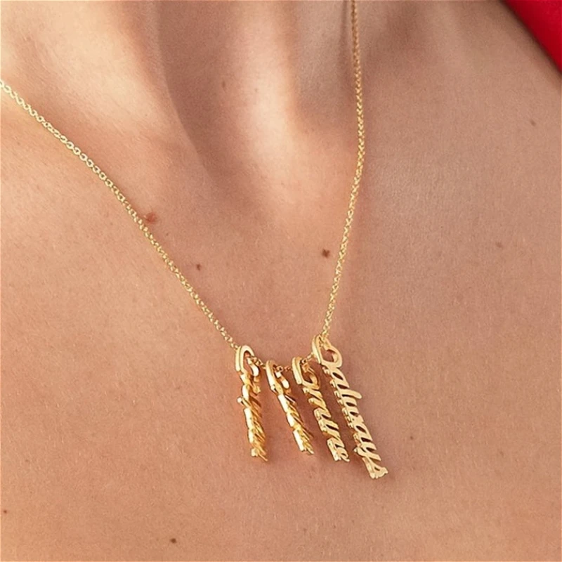 Personalized 1-5 English Name Necklace Customized Love Heart Pendant with Multiple Names Family Necklace Gift for Mom Grandma
Personalized 1-5 English Name Necklace Customized Love Heart Pendant with Multiple Names Family Necklace Gift for Mom Grandma