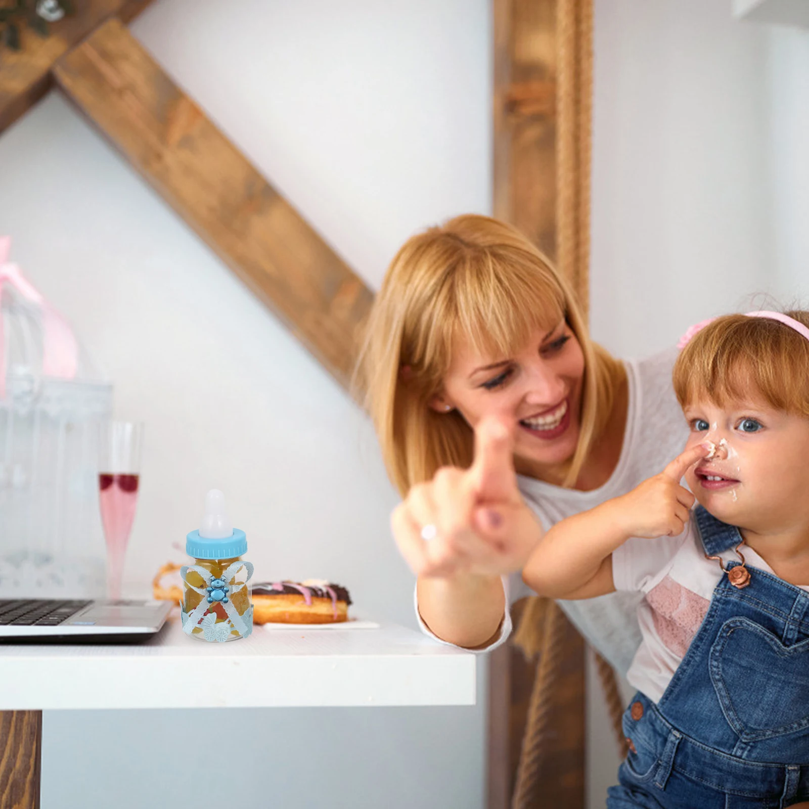 12pcs Baby Shower C y Bear Feeding Bottle Design Gift Boxes Plastic Chocolates Boxes Party Supplies Wedding Decor Packaging 
12pcs Baby Shower C y Bear Feeding Bottle Design Gift Boxes Plastic Chocolates Boxes Party Supplies Wedding Decor Packaging