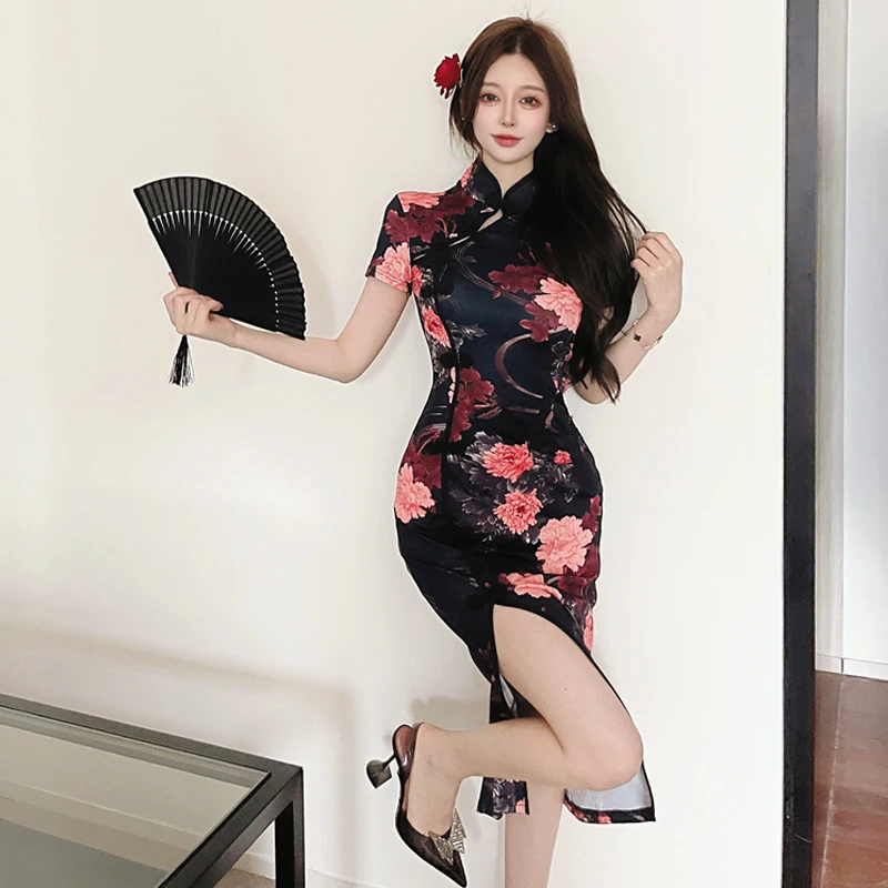 Women Chinese Style Retro Cheongsam Lady Elegant Slim Print Qipao Evening Dress Oriental Sexy Bodycon Dresses Vintage Vestidos
Women Chinese Style Retro Cheongsam Lady Elegant Slim Print Qipao Evening Dress Oriental Sexy Bodycon Dresses Vintage Vestidos