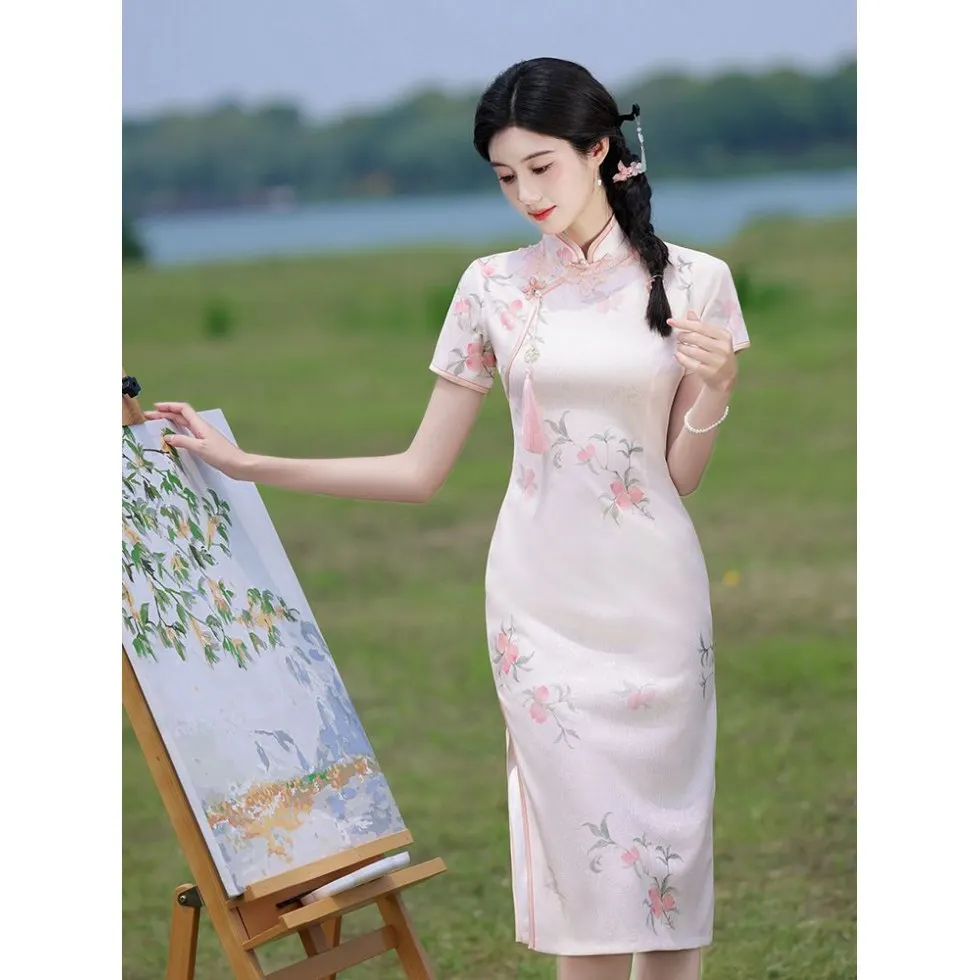 Traditional Chinese Clothing Summer Pink Floral Cheongsam Slim Fit Qipao for Young Girls Gorgeous Beautiful Party Dress CH-133
Traditional Chinese Clothing Summer Pink Floral Cheongsam Slim Fit Qipao for Young Girls Gorgeous Beautiful Party Dress CH-133