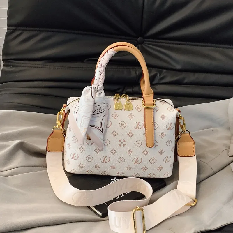 Fashion bags luxury brand bags Boston Handheld Silk Scarf 2026 New Printed Bucket Shoulder Crossbody Bag for Women
Fashion bags luxury brand bags Boston Handheld Silk Scarf 2026 New Printed Bucket Shoulder Crossbody Bag for Women