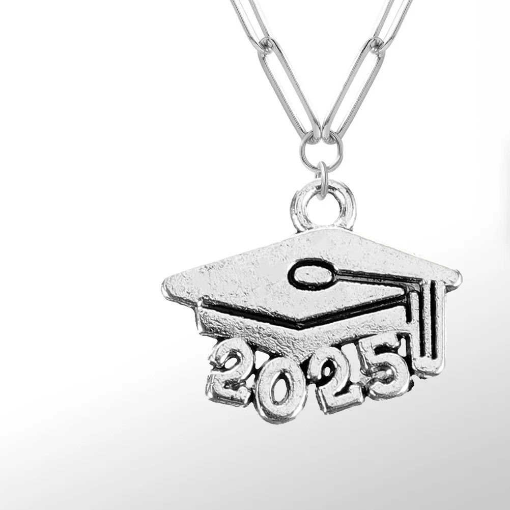 15Pcs 2025 Graduation Cap Charms Elegant Zinc Alloy Pendants for DIY Jewelry Making Party Decorations Keepsake Crafts
15Pcs 2025 Graduation Cap Charms Elegant Zinc Alloy Pendants for DIY Jewelry Making Party Decorations Keepsake Crafts