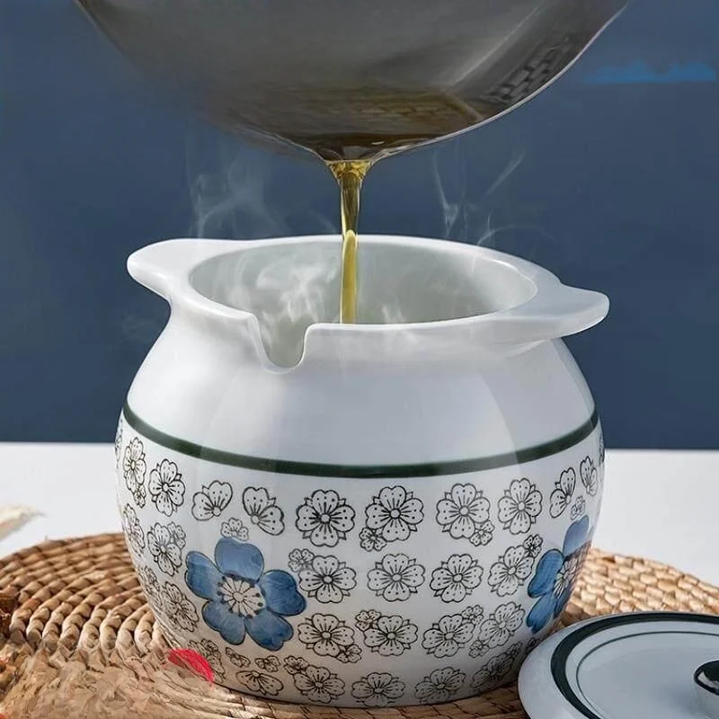 Jingdezhen Ceramic Large Capacity Food Grade Pig Oil Jar with Lid Chili Oil Container Kitchen Storage Container Hexagonal Shape
Jingdezhen Ceramic Large Capacity Food Grade Pig Oil Jar with Lid Chili Oil Container Kitchen Storage Container Hexagonal Shape