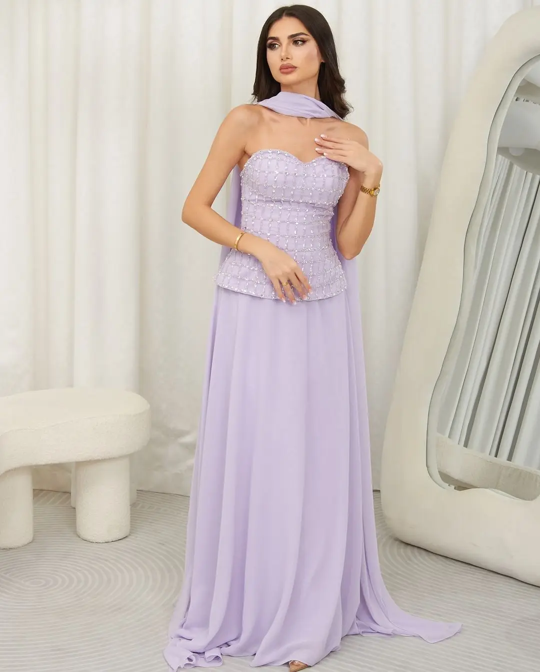 Customized Sleeveless Chiffon Prom Dresses Sweetheart Floor Length Beadings Sequins Formal Party Dresses Evening Dresses
Customized Sleeveless Chiffon Prom Dresses Sweetheart Floor Length Beadings Sequins Formal Party Dresses Evening Dresses
