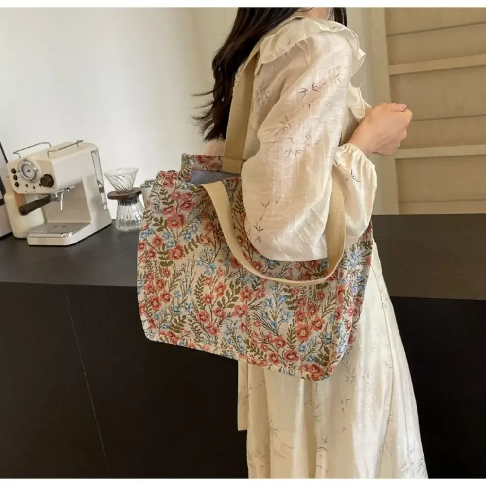 Креативная сумка через плечо с цветочным принтом, многоразовая, простая, универсальная, вместительная сумка-тоут.
Креативная сумка через плечо с цветочным принтом, многоразовая, простая, универсальная, вместительная сумка-тоут.