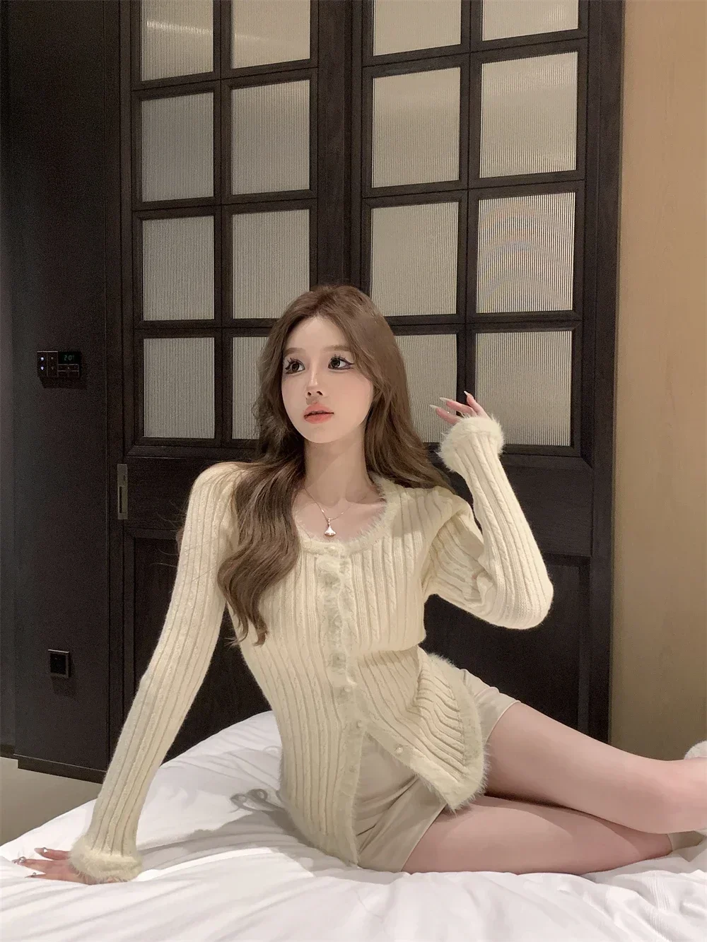 Slim Knitted Cardigan Women Daily Fluffy Single Breasted Sweaters Girls Ulzzang Pure Vintage Autumn Basic Slouchy All-match Soft
Slim Knitted Cardigan Women Daily Fluffy Single Breasted Sweaters Girls Ulzzang Pure Vintage Autumn Basic Slouchy All-match Soft