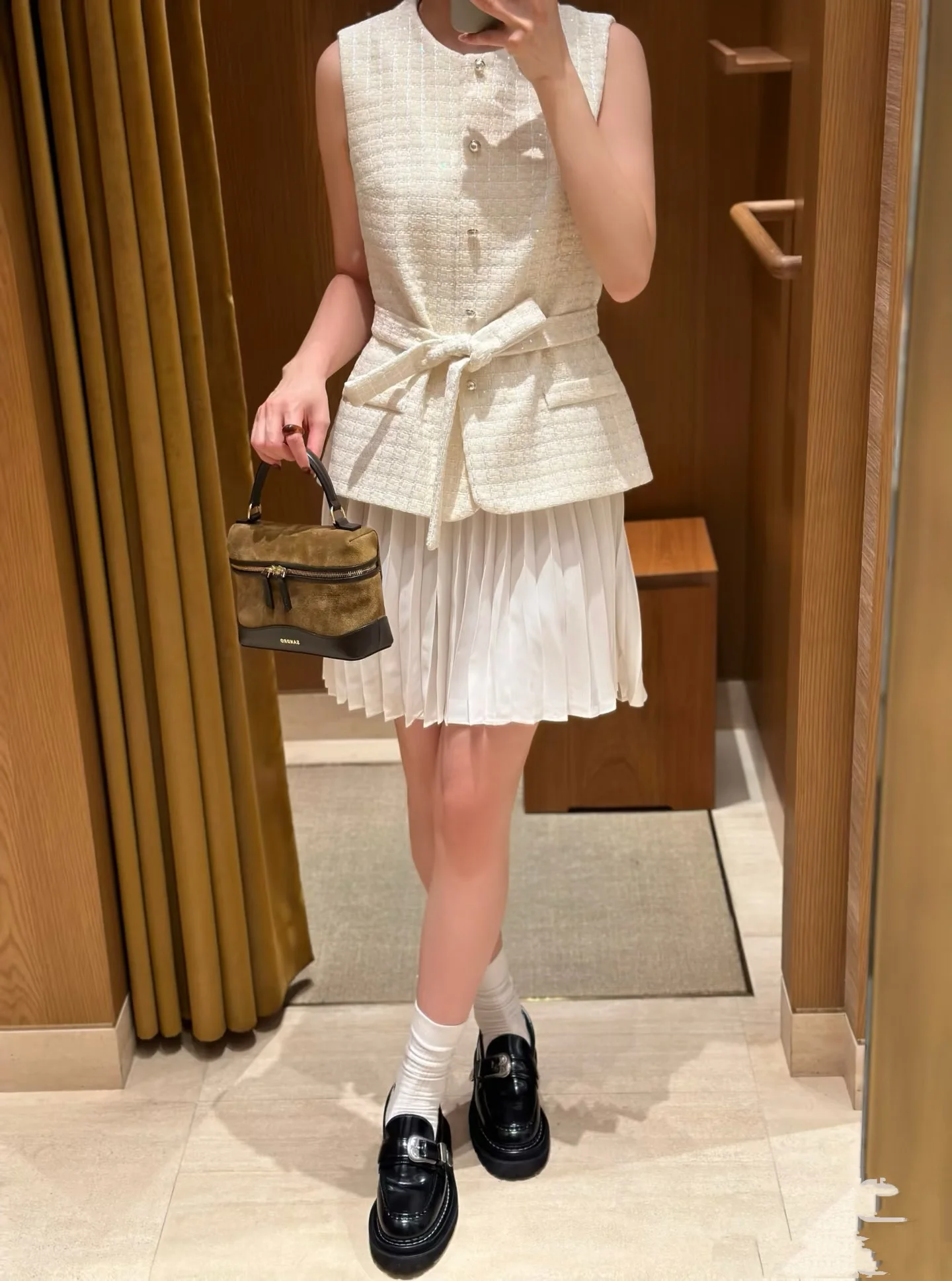 Elegant Early Spring Plaid Waist-Cinching Sleeveless Skirt Dress with Belt High Waist Commute Style Urban Scene Ladies Dress
Elegant Early Spring Plaid Waist-Cinching Sleeveless Skirt Dress with Belt High Waist Commute Style Urban Scene Ladies Dress