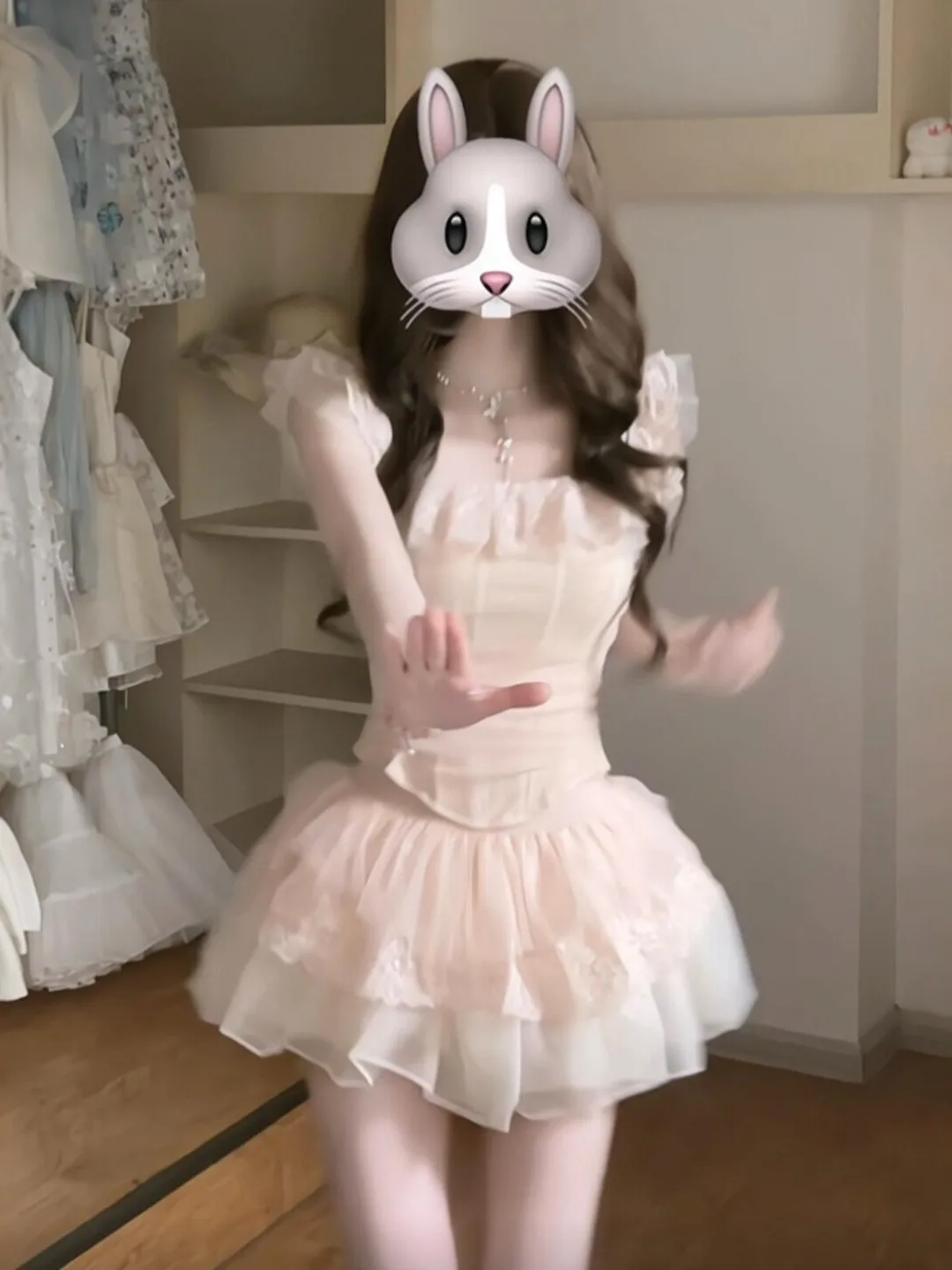 Unique Cake Short Skirt And Gentle Wind Strap Top Two-Piece Set Summer Casual Fashion Women's Clothing Cotton Blend Short Sleeve
Unique Cake Short Skirt And Gentle Wind Strap Top Two-Piece Set Summer Casual Fashion Women's Clothing Cotton Blend Short Sleeve