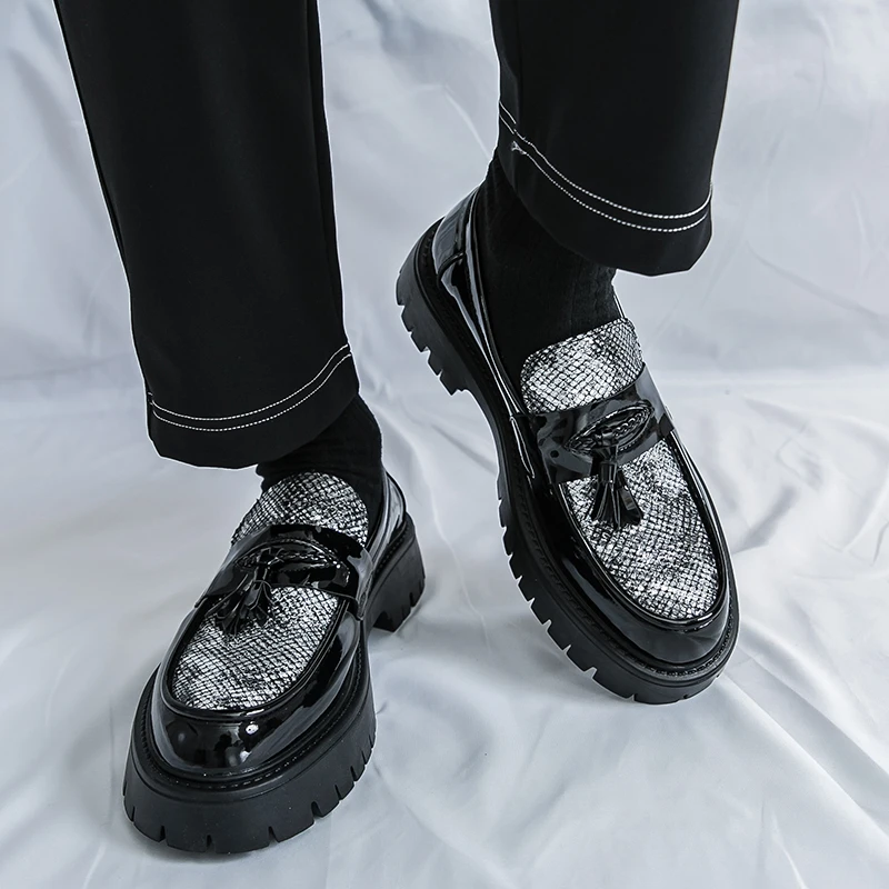 Мужские кожаные туфли Spring Brand с узором под змеиную кожу, с кисточками, повседневные, модные, с круглым носком, удобные, на толстой подошве, с широким носком
Мужские кожаные туфли Spring Brand с узором под змеиную кожу, с кисточками, повседневные, модные, с круглым носком, удобные, на толстой подошве, с широким носком