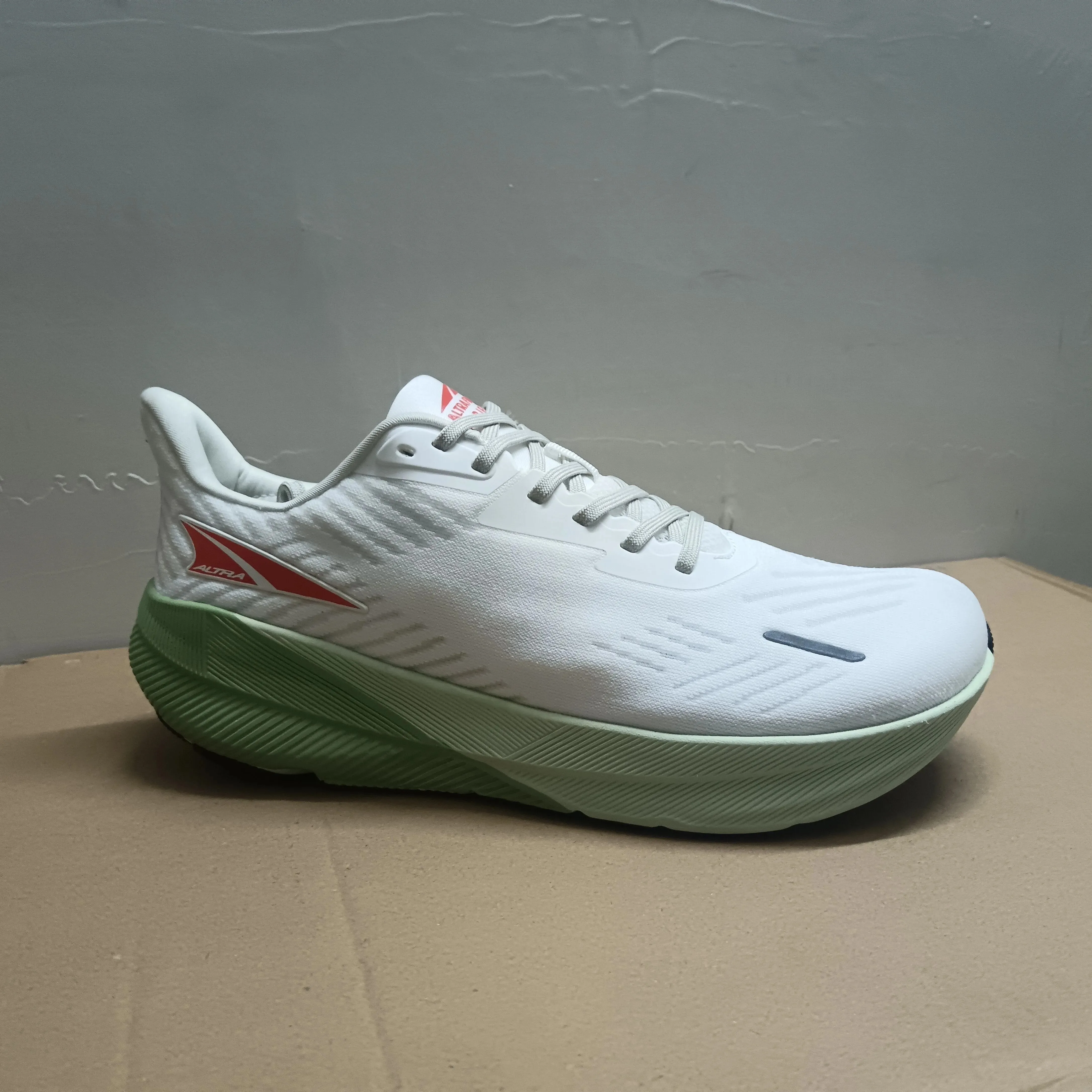 Men's 2025 New Professional Sneakers Outdoor Sports Jogging Fitness Trainers Sneakers Fashion Lightweight Flat Shoes
Men's 2025 New Professional Sneakers Outdoor Sports Jogging Fitness Trainers Sneakers Fashion Lightweight Flat Shoes