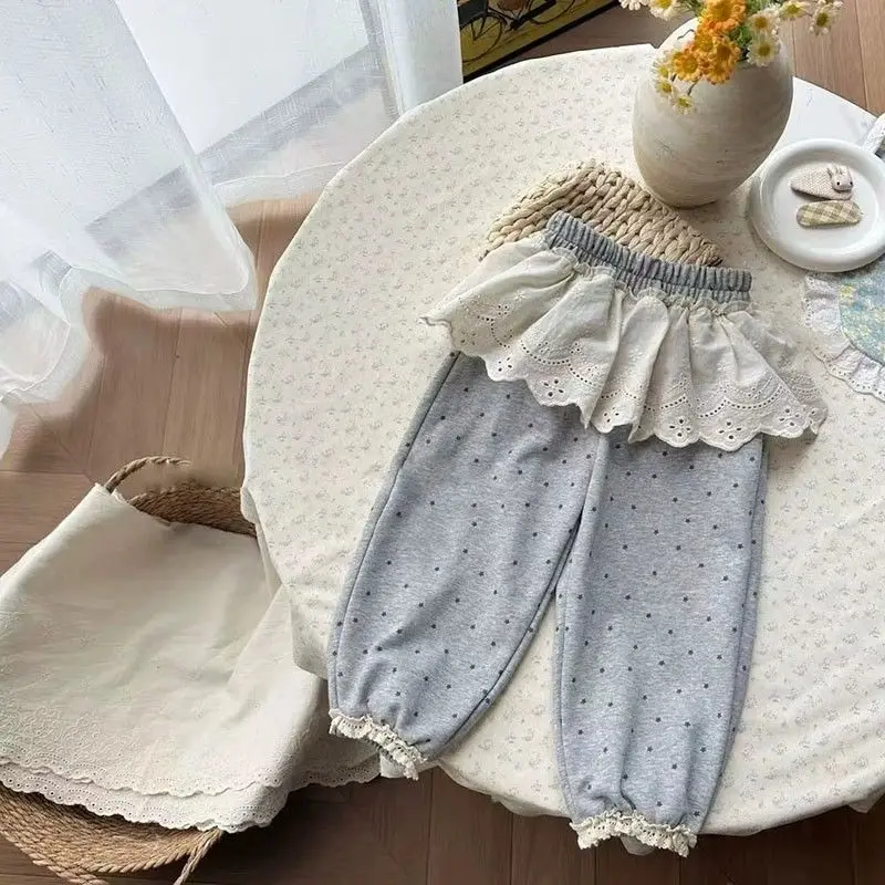 Korean style little girl spring two lace sanitary pants 2025 new style girls' polka dot versatile loose ankle pants
Korean style little girl spring two lace sanitary pants 2025 new style girls' polka dot versatile loose ankle pants