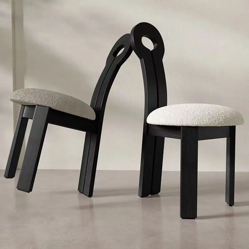 French retro solid wood dining chair antique home designer makeup back stool Nordic simple key black lint chair
French retro solid wood dining chair antique home designer makeup back stool Nordic simple key black lint chair