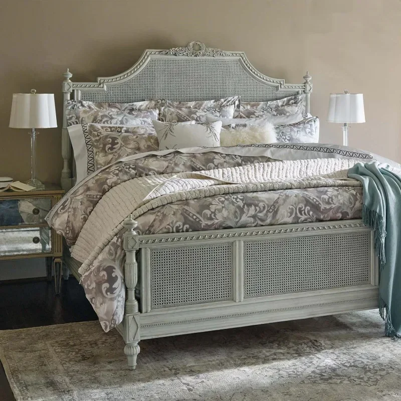 American country solid wood bed French retro old rattan carved princess 1.8 meters master bedroom double
American country solid wood bed French retro old rattan carved princess 1.8 meters master bedroom double