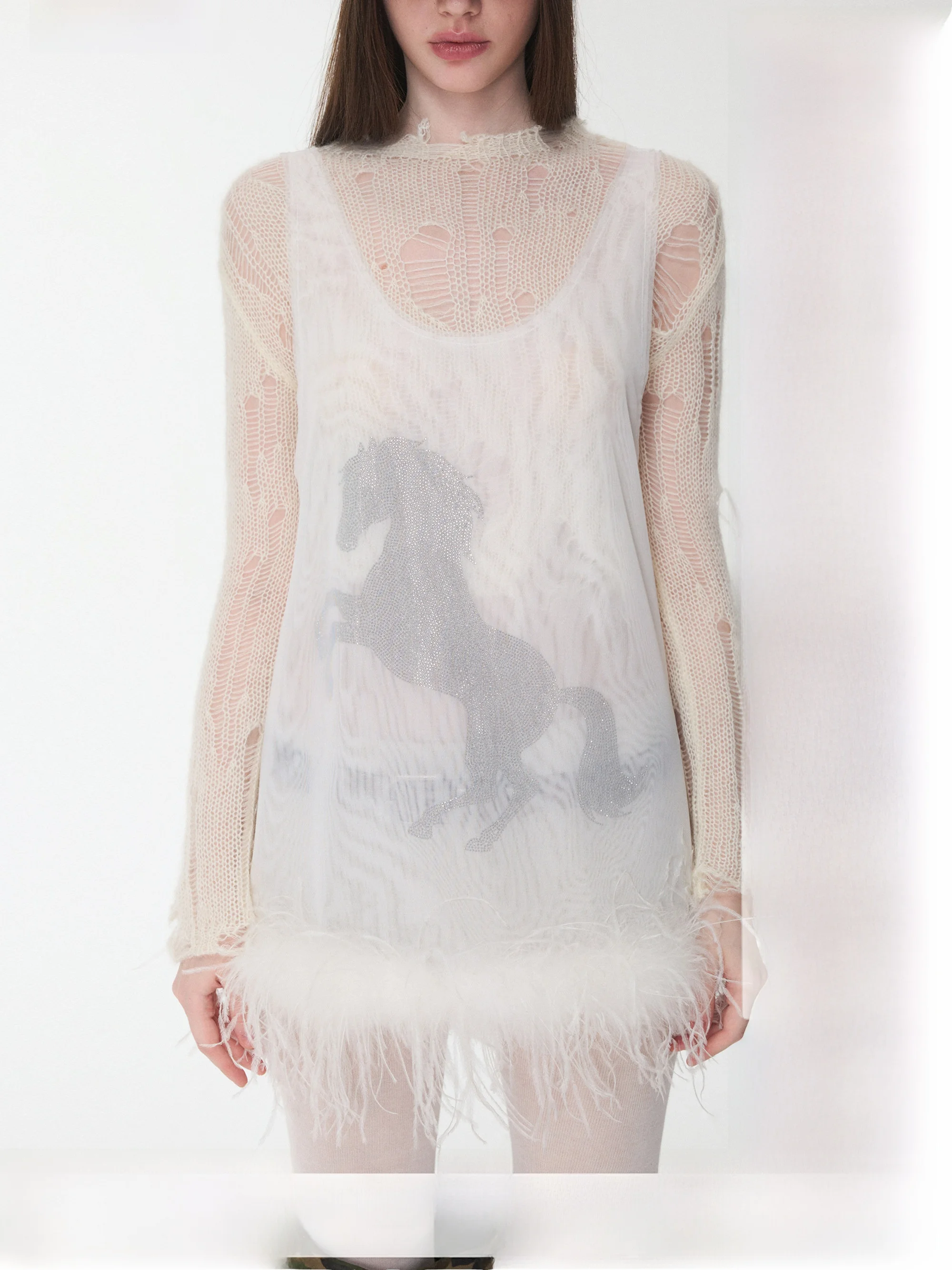 Женская базовая майка JINN STUDIO с отделкой из перьев страуса, с широким U-образным вырезом, повседневная, стильная
Женская базовая майка JINN STUDIO с отделкой из перьев страуса, с широким U-образным вырезом, повседневная, стильная