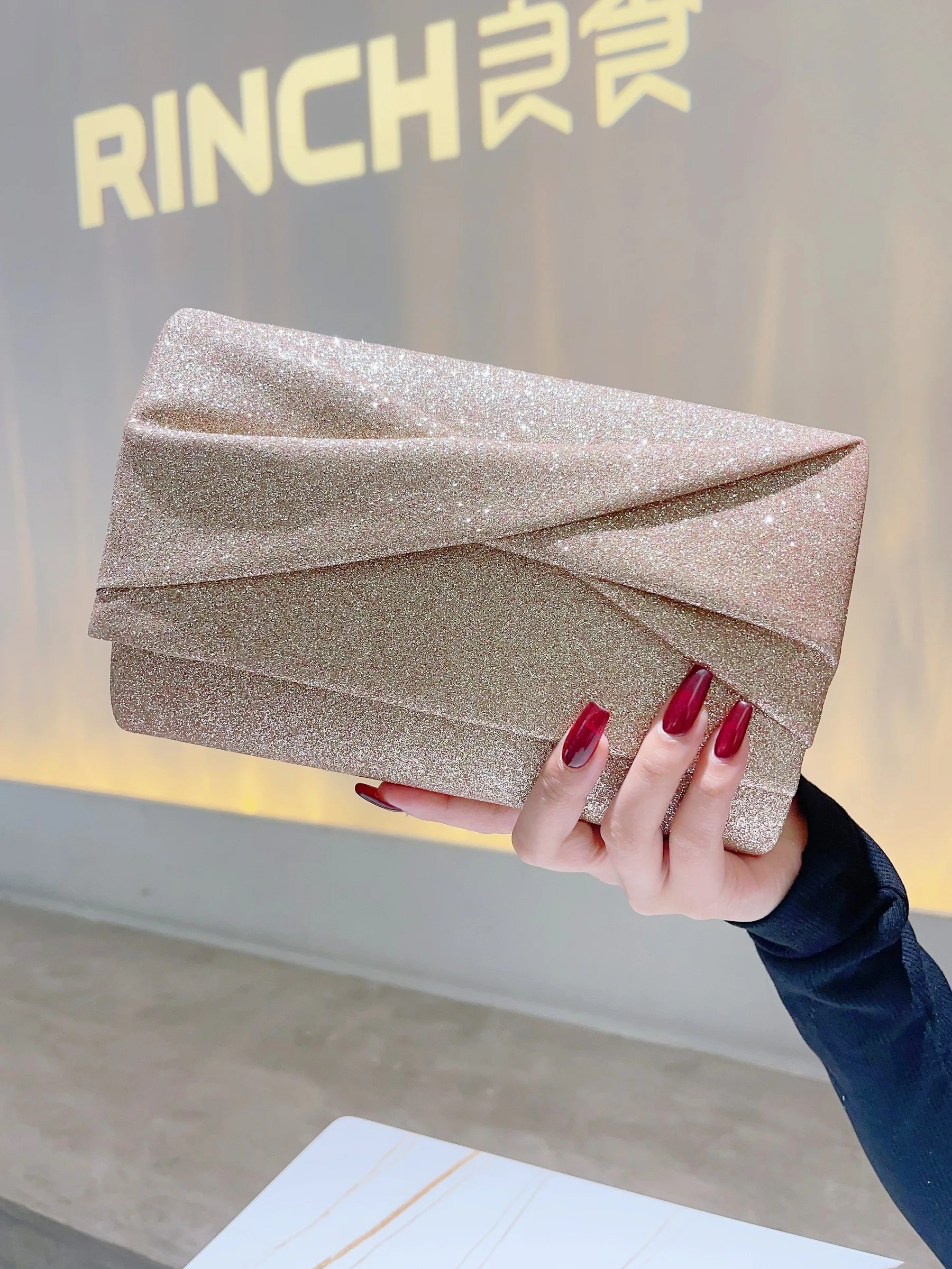 Evening Clutch Bag For Women Sparkling handbag Small Glitter Purse Women Evening Bag Fashion Envelope Purse Cocktail Party Purse
Evening Clutch Bag For Women Sparkling handbag Small Glitter Purse Women Evening Bag Fashion Envelope Purse Cocktail Party Purse