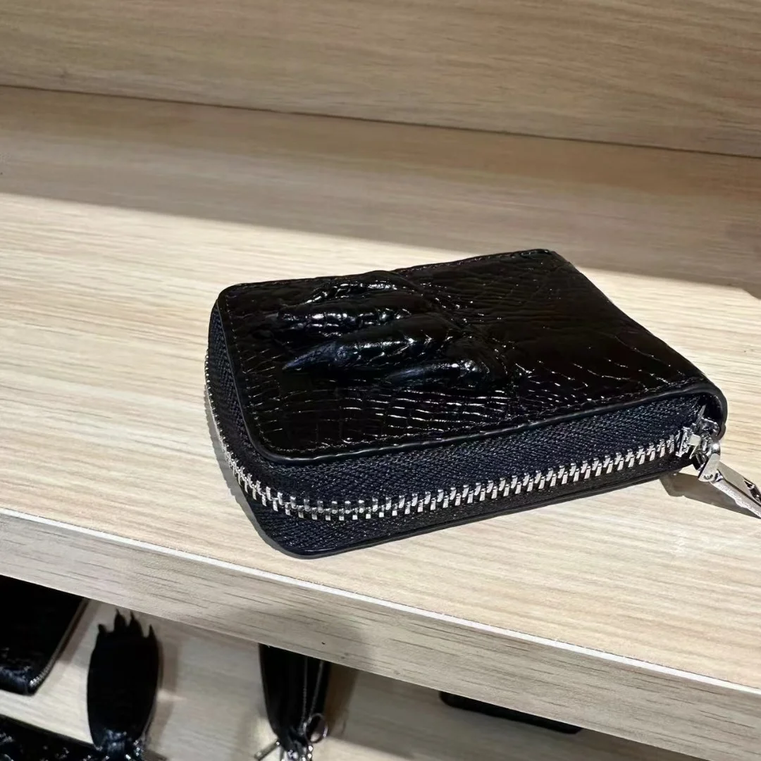 2137 Premium Crocodile Leather Wallet Card Holder Men Women Luxury Interior Decor Stylish Crocodile Skin Card Case Everyday Use
2137 Premium Crocodile Leather Wallet Card Holder Men Women Luxury Interior Decor Stylish Crocodile Skin Card Case Everyday Use