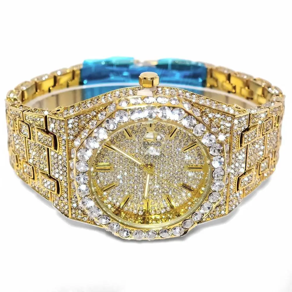 Luxury Ice Gold Watch For Men Brand Hip Hop Full Diamond AAA Wristwatch Men Fashion Steel Waterproof Quartz Clock Dropshipping
Luxury Ice Gold Watch For Men Brand Hip Hop Full Diamond AAA Wristwatch Men Fashion Steel Waterproof Quartz Clock Dropshipping 