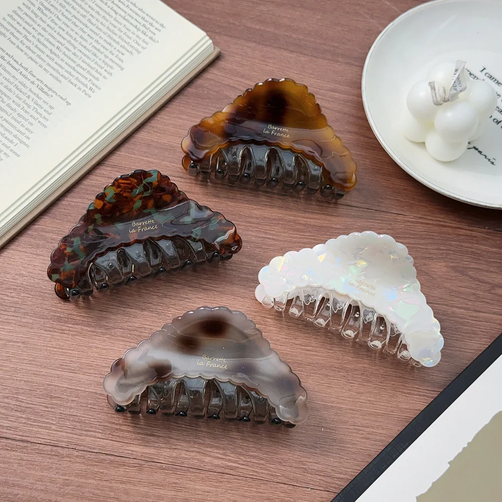 Temperament Versatile Hair Claw Shiny and Colorful Triangle Acetic Acid Grab Clip, High-End Back of The Head Hair Hairpin
Temperament Versatile Hair Claw Shiny and Colorful Triangle Acetic Acid Grab Clip, High-End Back of The Head Hair Hairpin 