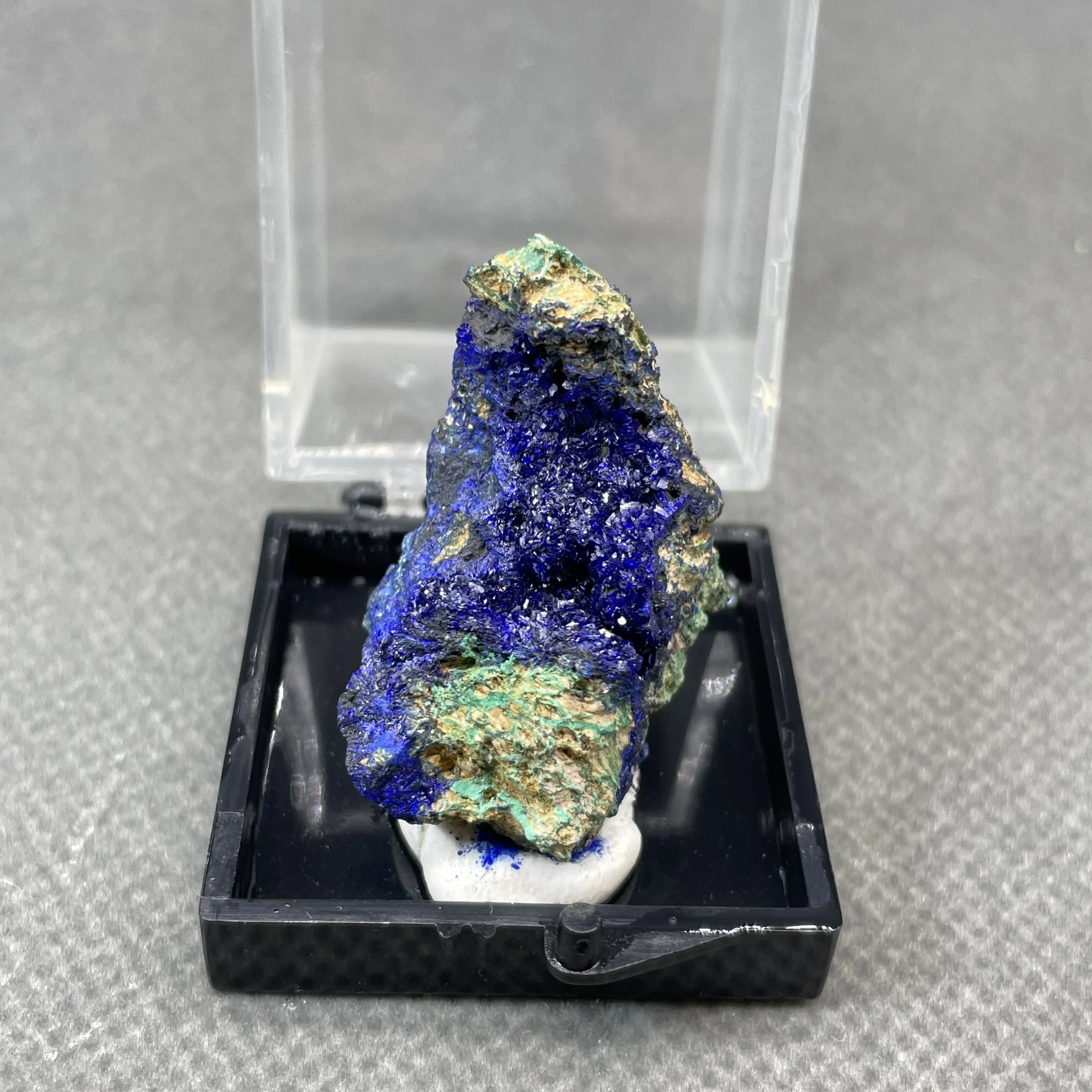 Natural azurite mineral crystal specimen healing quartz+ box size 3.4 cm (crystals and stones Quartz crystal stones )
Natural azurite mineral crystal specimen healing quartz+ box size 3.4 cm (crystals and stones Quartz crystal stones )