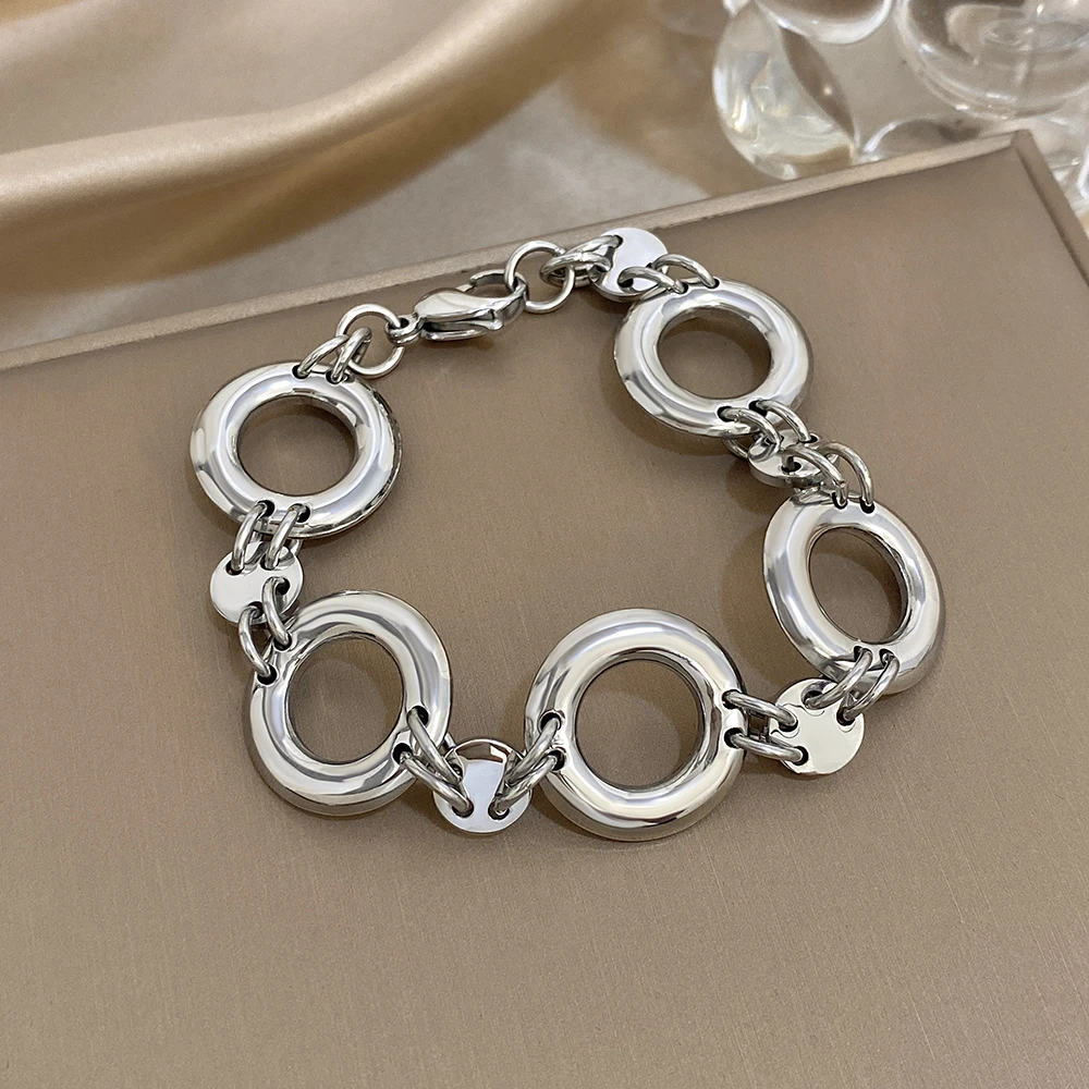 DODOHAO Minimalist Stainless Steel Chunky Chain Bracelet for Women Men Punk Silver Color Hollow Circle Charm Bangle Jewelry Gift
DODOHAO Minimalist Stainless Steel Chunky Chain Bracelet for Women Men Punk Silver Color Hollow Circle Charm Bangle Jewelry Gift