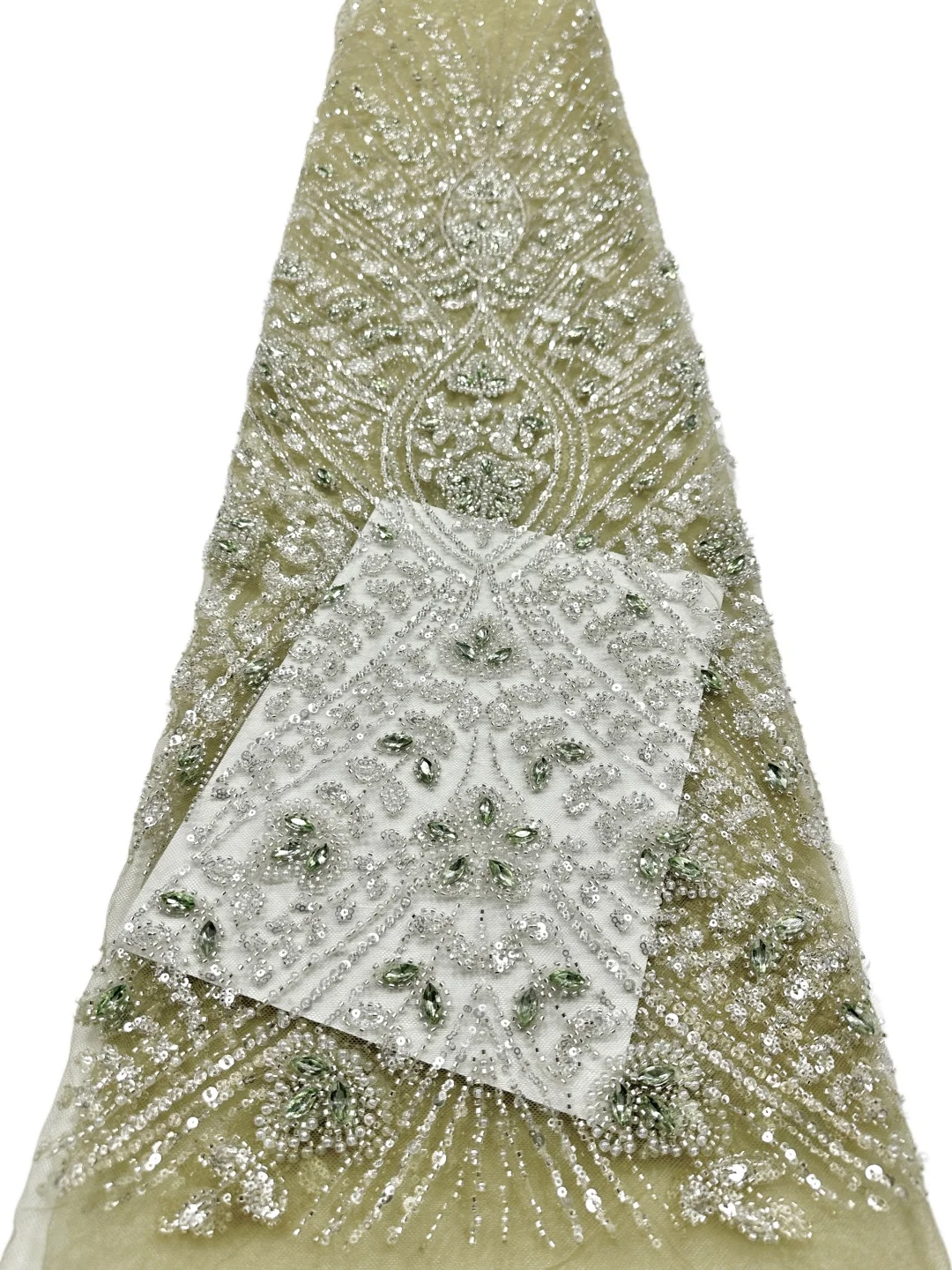 Luxury African Lace Fabric High Quality Sequins Beads Lace Fabrics For Nigerian Wedding French Tulle Lace Fabric 2 yards
Luxury African Lace Fabric High Quality Sequins Beads Lace Fabrics For Nigerian Wedding French Tulle Lace Fabric 2 yards