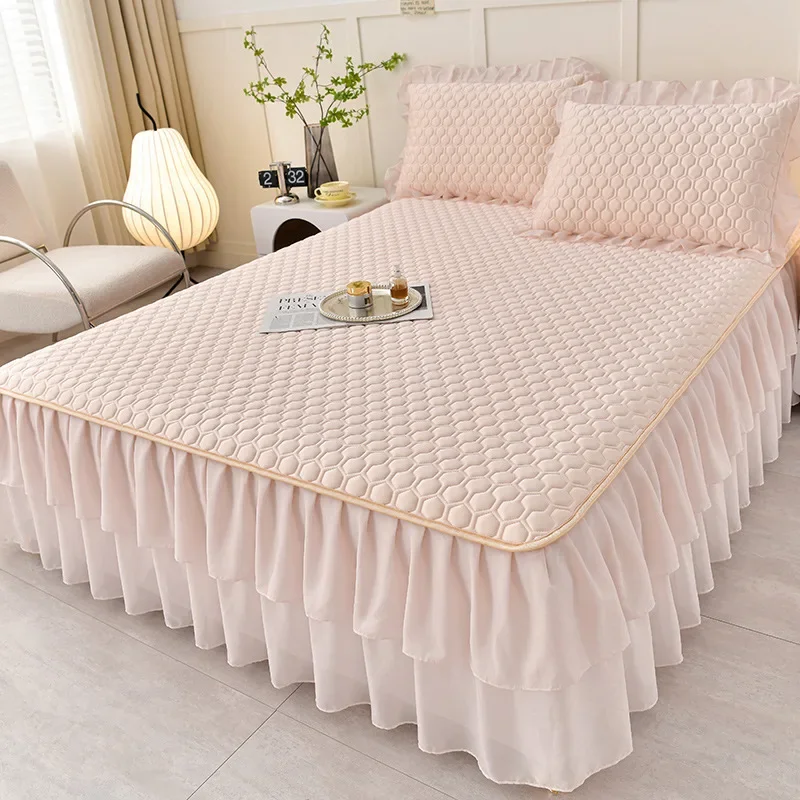 Princess style latex mat summer 2025 new machine washable air conditioner bed skirt soft mat ice silk mat three-piece set
Princess style latex mat summer 2025 new machine washable air conditioner bed skirt soft mat ice silk mat three-piece set