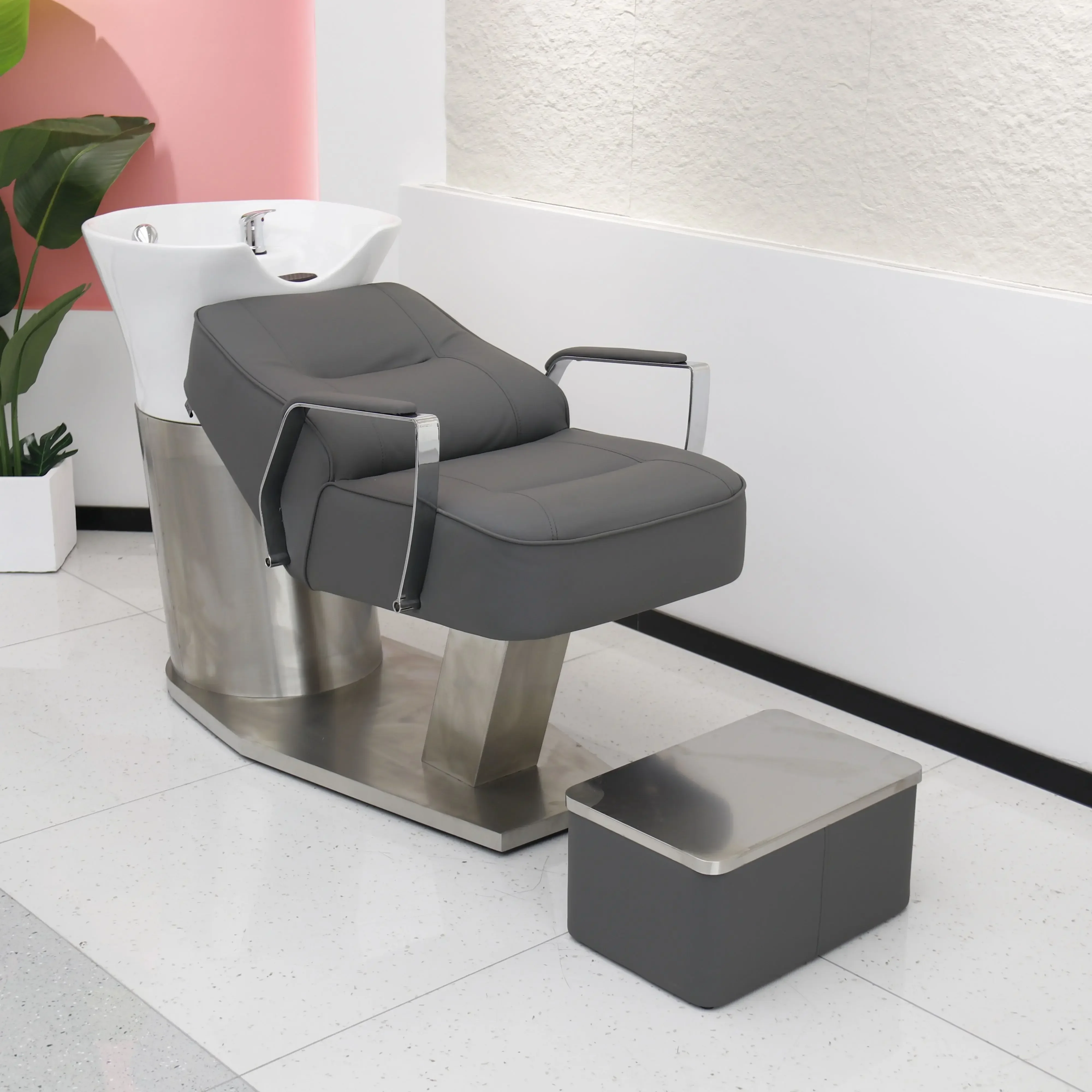 Haircut Shampoo Bed Fashion Hair Shop Ceramic Deep Basin Simple Semi-reclining Flush Bed High-end Hair Salon Special
Haircut Shampoo Bed Fashion Hair Shop Ceramic Deep Basin Simple Semi-reclining Flush Bed High-end Hair Salon Special
