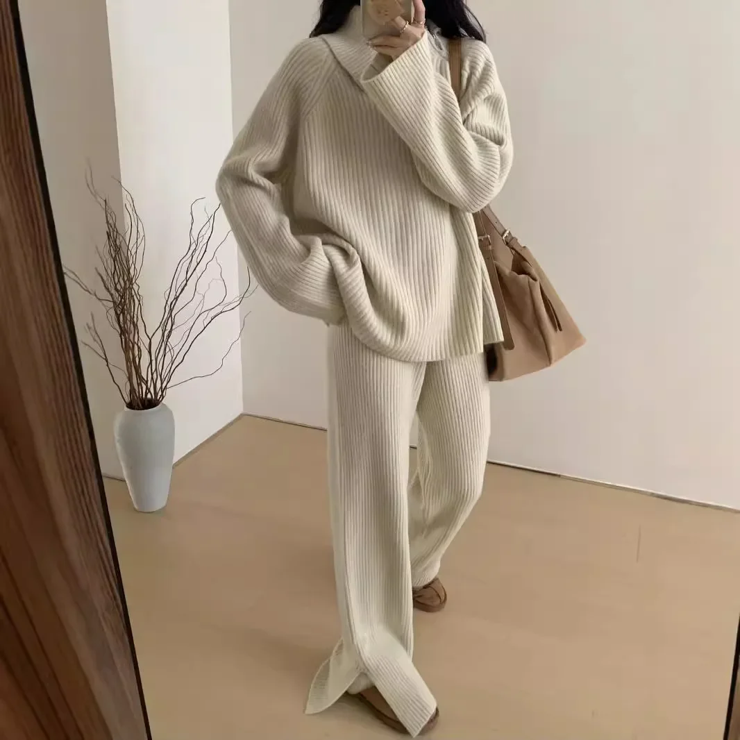SuperAen Autumn and Winter New Fashion Design Korean Zipper Loose Casual Sweater Knitting Long Wide-leg Pants Two Pieces Sets
SuperAen Autumn and Winter New Fashion Design Korean Zipper Loose Casual Sweater Knitting Long Wide-leg Pants Two Pieces Sets