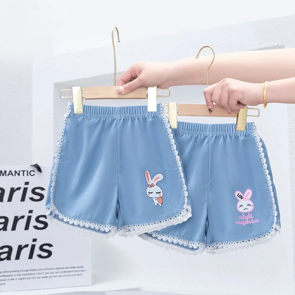 Girls' jeans shorts stylish summer thin soft fashionable and loose outer pants for children
Girls' jeans shorts stylish summer thin soft fashionable and loose outer pants for children