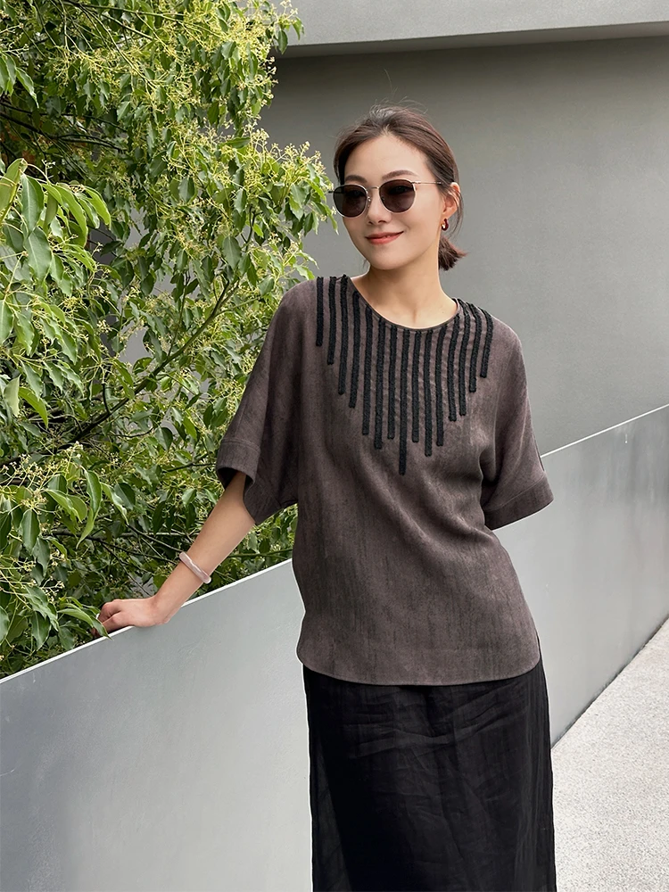 Легкая свободная футболка Zozo Home Q70860P с изогнутым дизайном, удобный летний топ из смесового хлопка для женщин, с круглым вырезом и короткими рукавами
Легкая свободная футболка Zozo Home Q70860P с изогнутым дизайном, удобный летний топ из смесового хлопка для женщин, с круглым вырезом и короткими рукавами