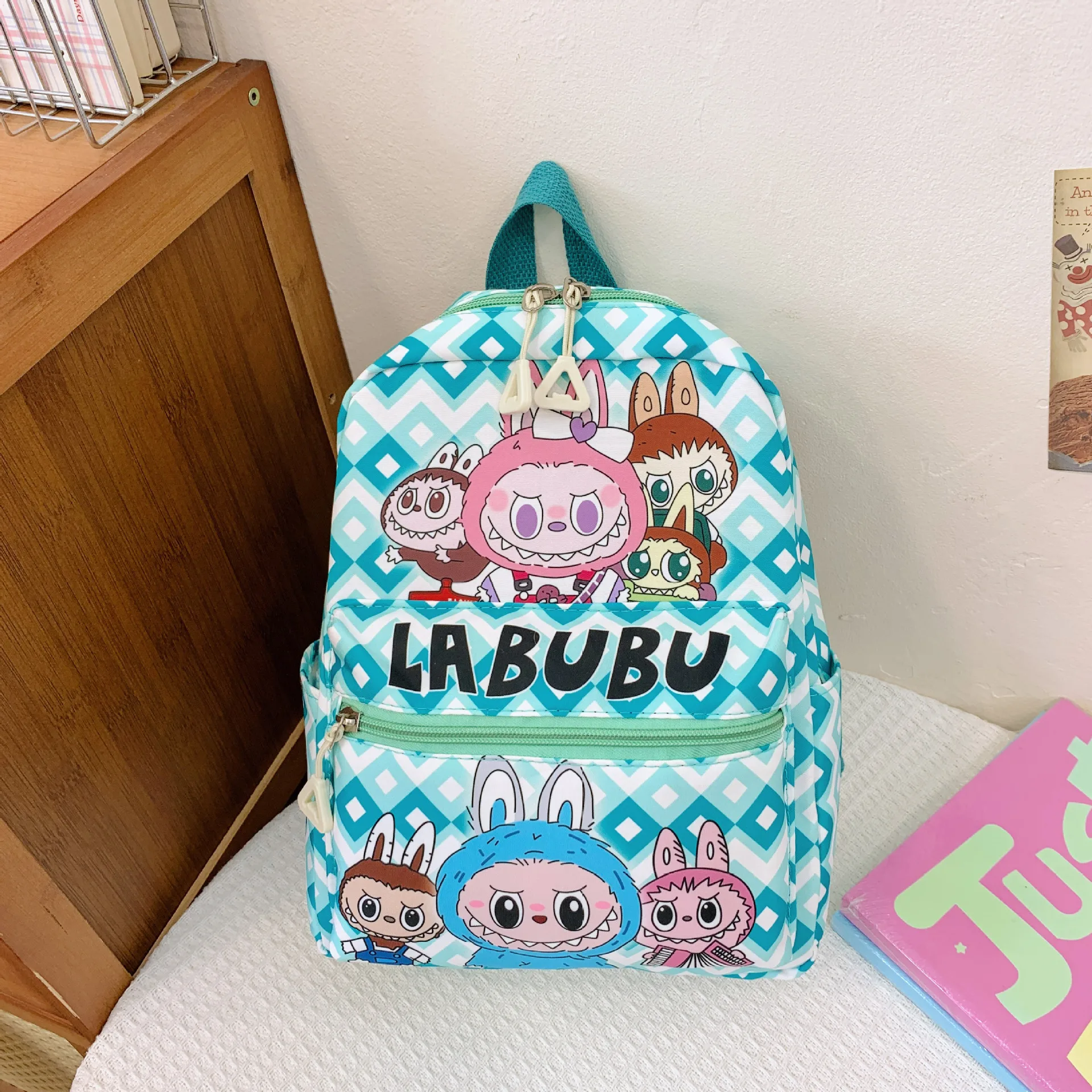 LABUBU Children's Backpack New Cute Light Backpack Kindergarten High-value Labubu Schoolbag for Primary School Students
LABUBU Children's Backpack New Cute Light Backpack Kindergarten High-value Labubu Schoolbag for Primary School Students