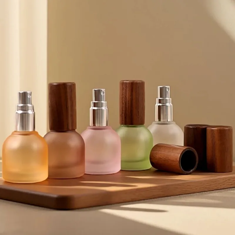 10/30pcs 10ml High Quality Perfume Spray Bottle Empty Glass Parfum Atomizer Travel Cosmetic Bottle Sample Vials Refillable Mini
10/30pcs 10ml High Quality Perfume Spray Bottle Empty Glass Parfum Atomizer Travel Cosmetic Bottle Sample Vials Refillable Mini