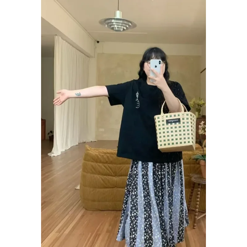 Women's Asymmetrical Floral Midi Skirt High Waist A-line Casual Summer Skirt
Women's Asymmetrical Floral Midi Skirt High Waist A-line Casual Summer Skirt