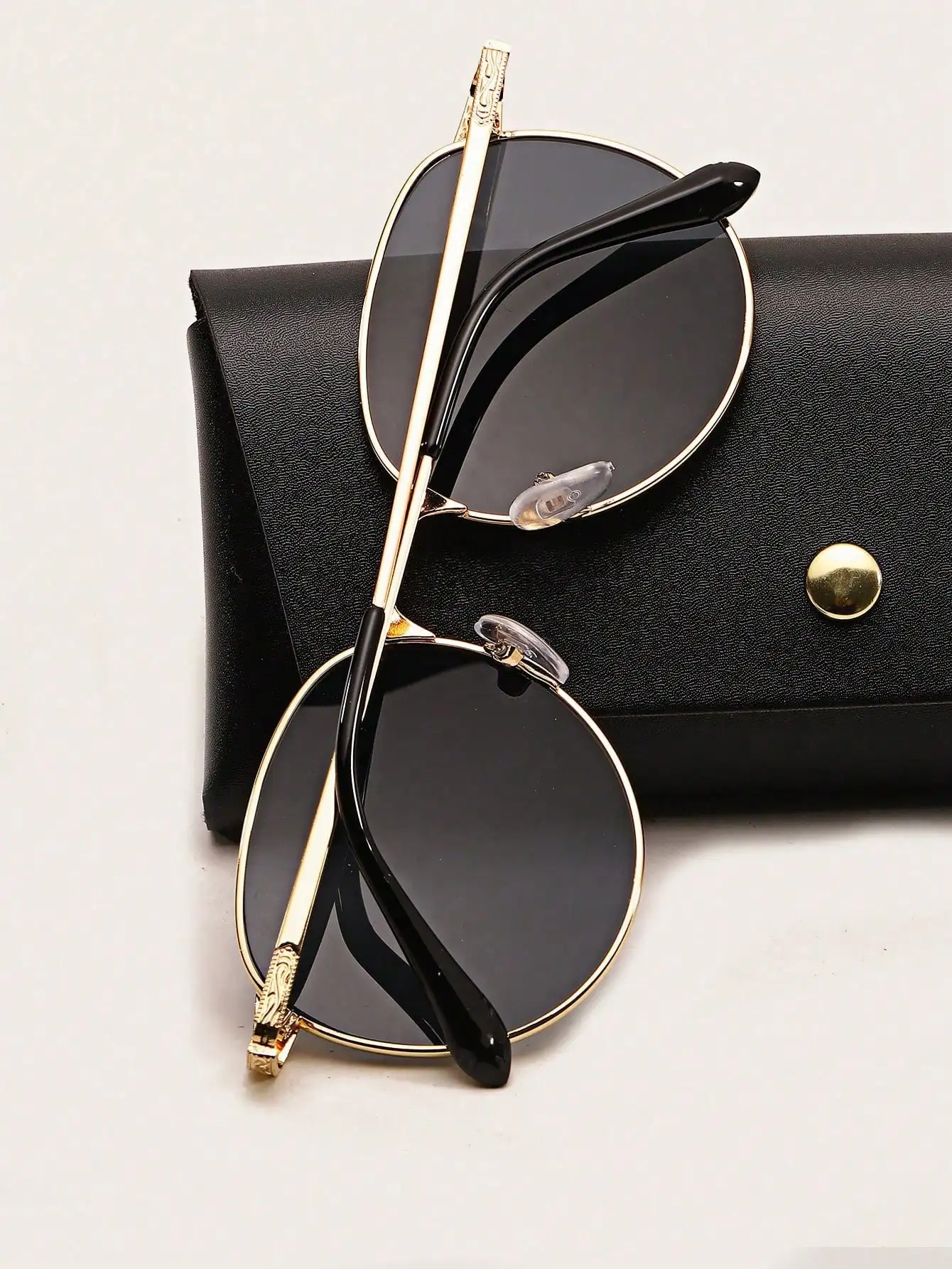 Hexagonal Flat Lens Sunglasses Square Round Shape Unisex Fashion Eyewear
Hexagonal Flat Lens Sunglasses Square Round Shape Unisex Fashion Eyewear